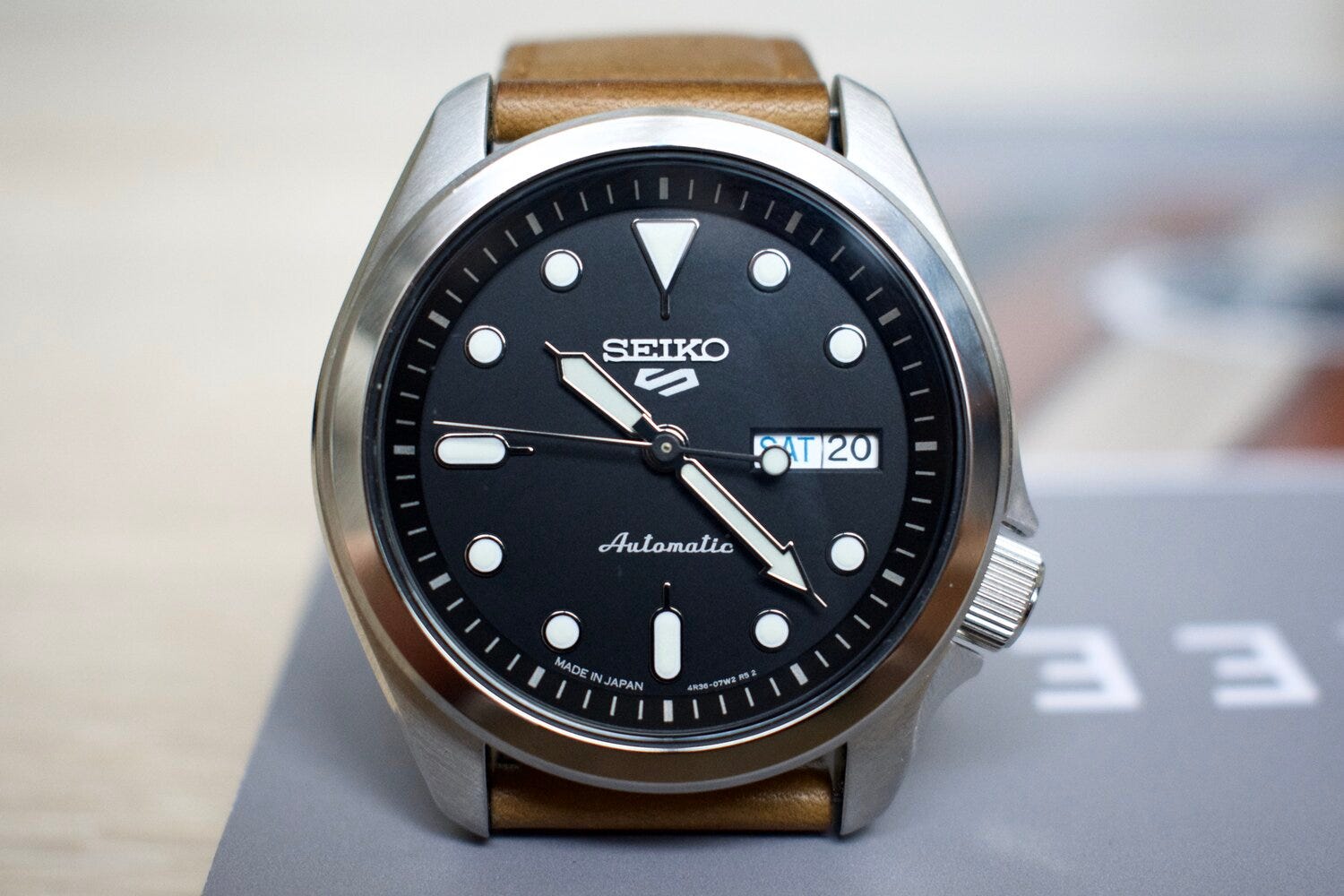 Seiko 5 cheap display back