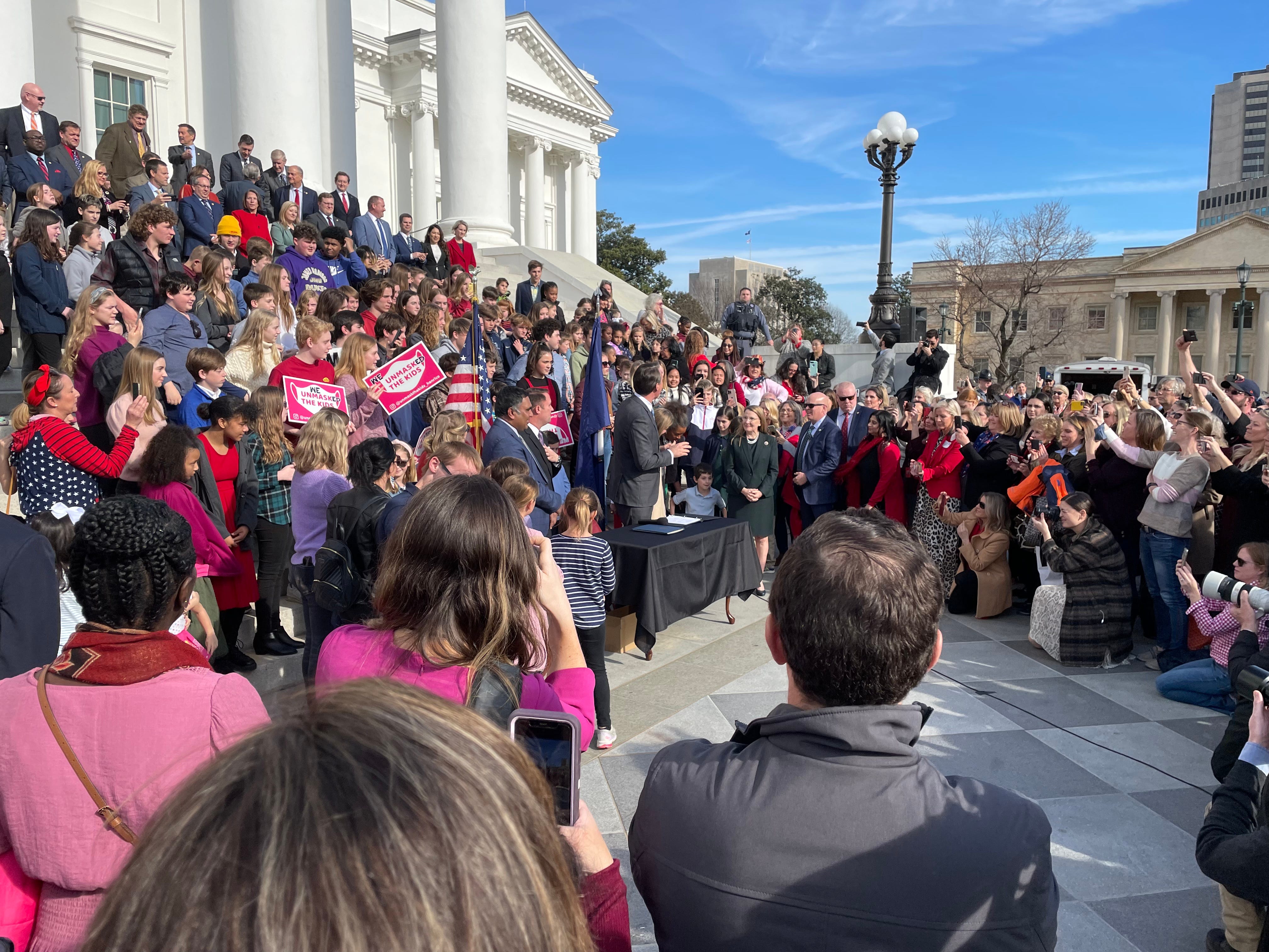 Youngkin signs bill making masks optional on March 1 in schools