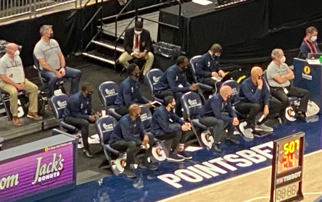 Pacers assistant coach Bill Bayno resigns due to personal reasons