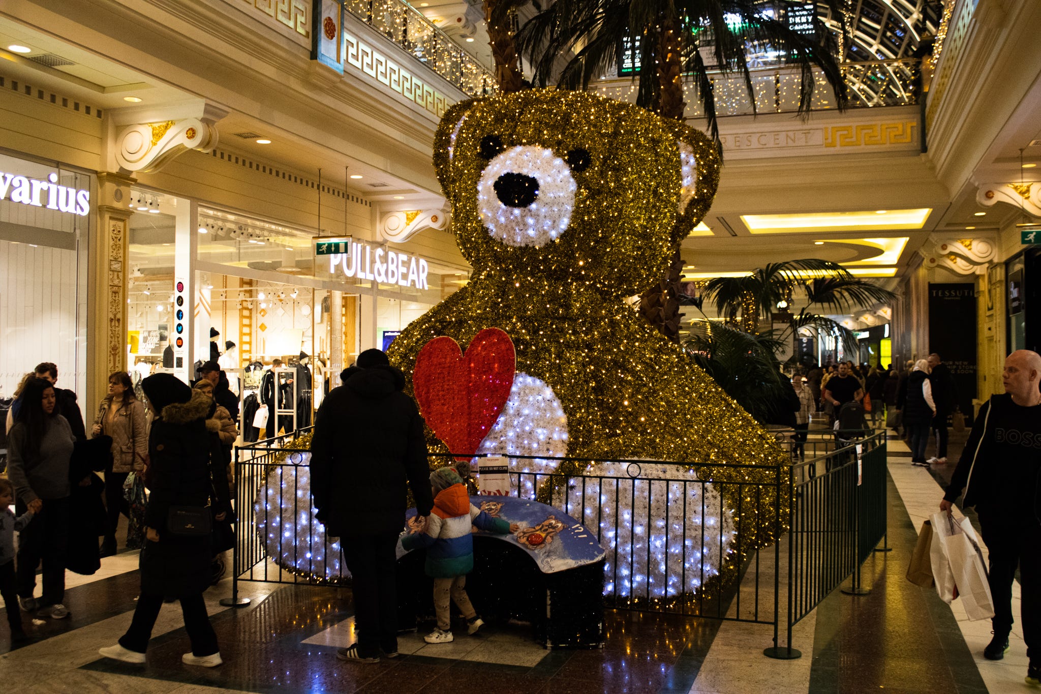 Fancy dress new arrivals trafford centre