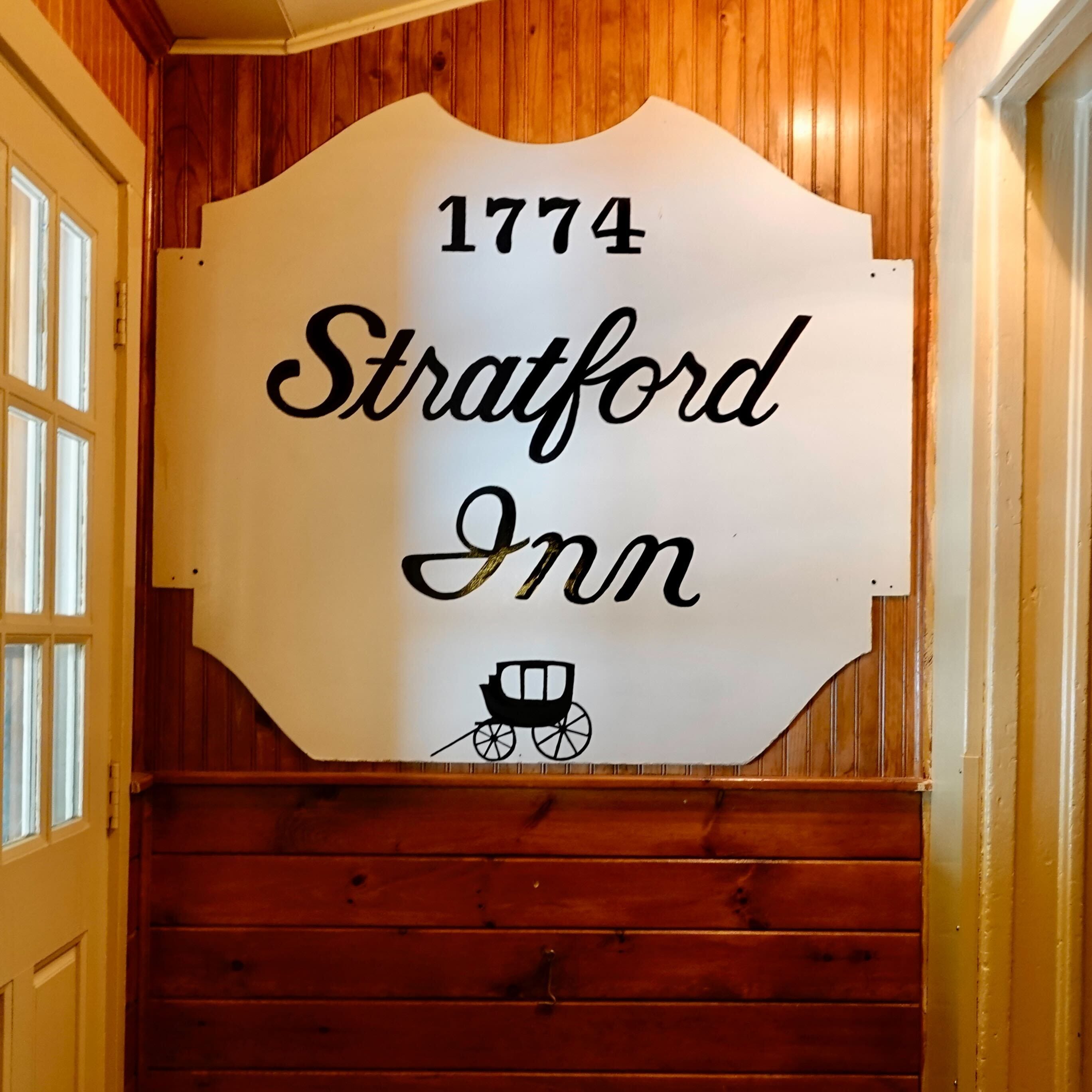 'Newhart' at 40 A visit to the 'Stratford Inn' in Vermont