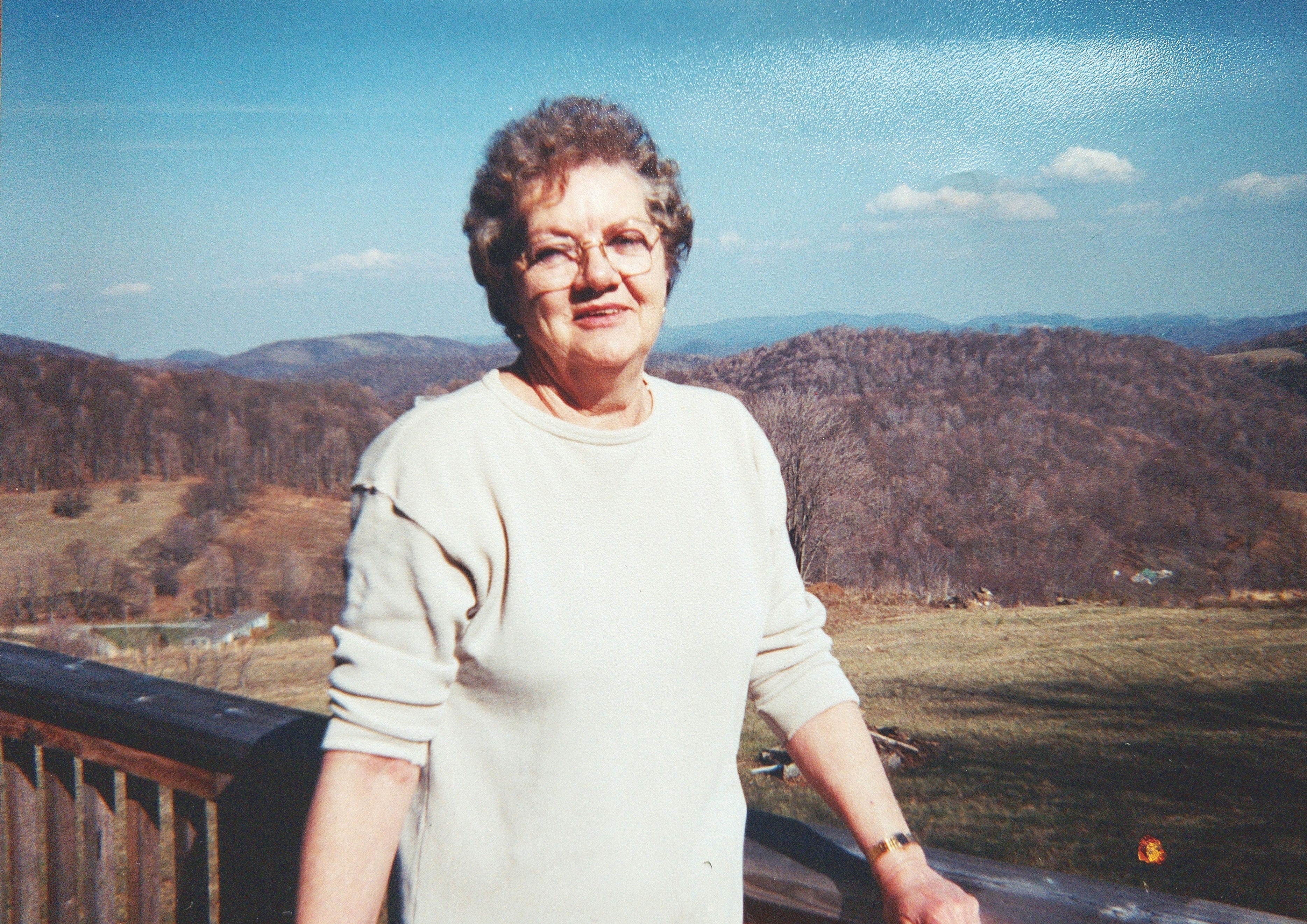 Scene 74 from Catalogue of Missing