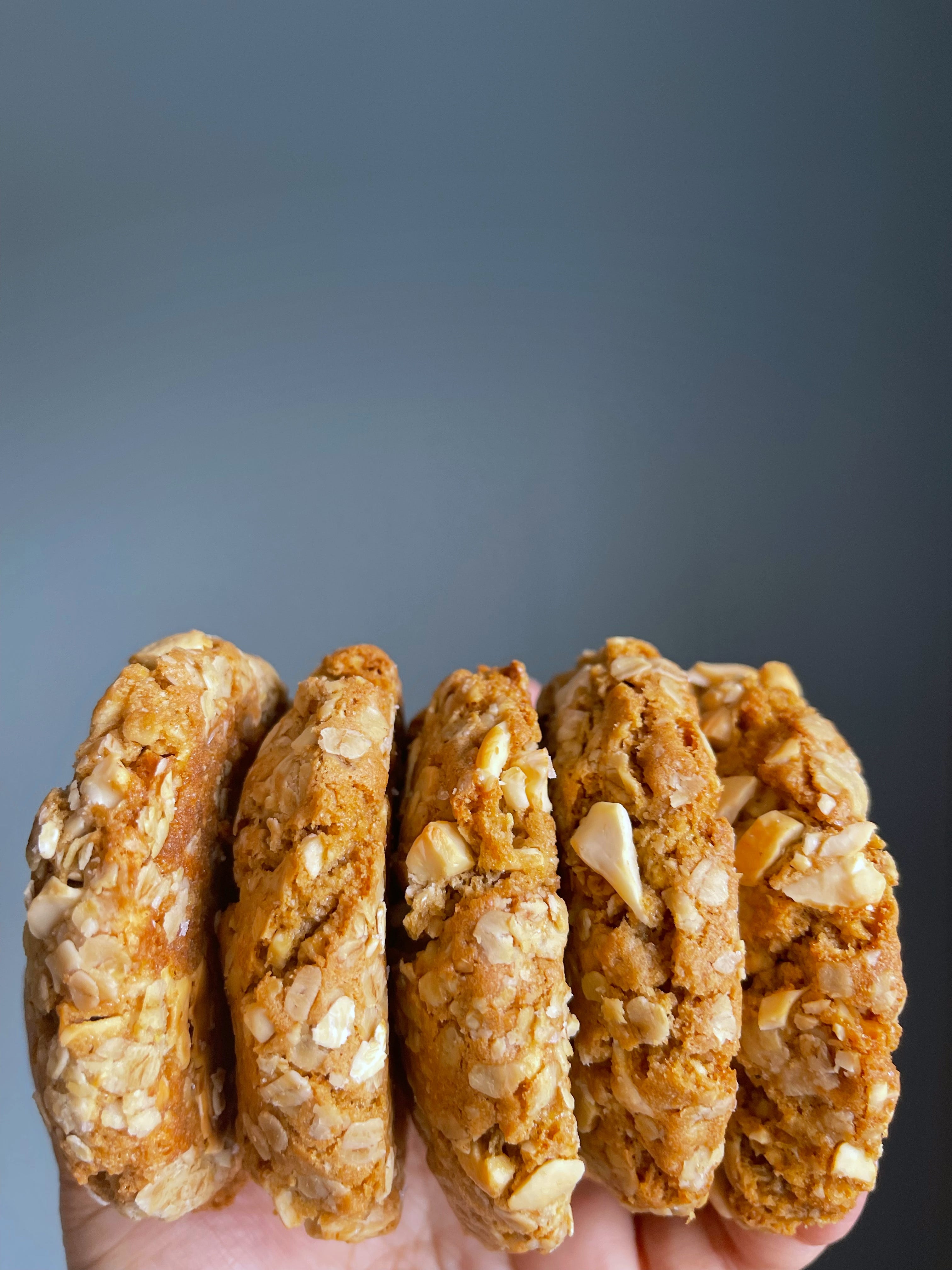 KP Guest Cashew, Cardamom & white chocolate oat cookies