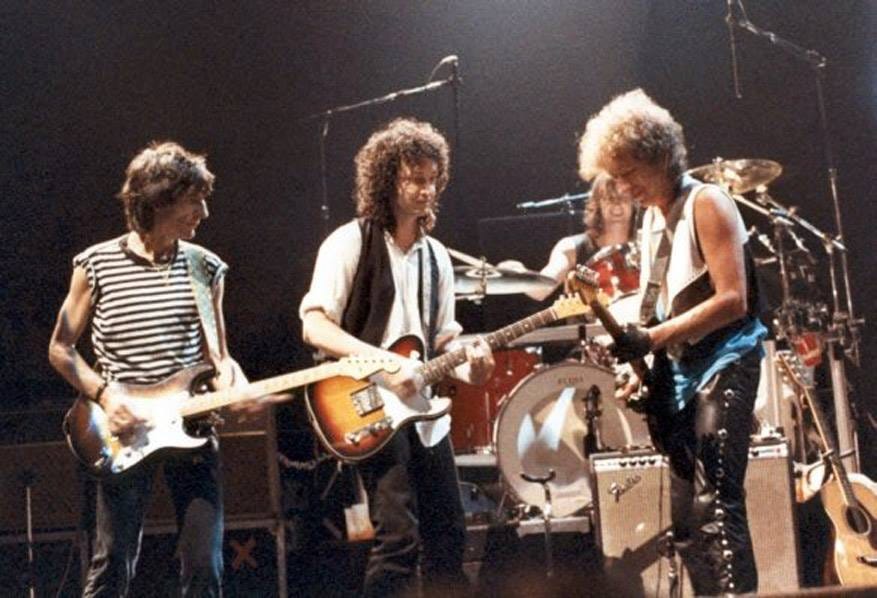 Heartbreakers Drummer Stan Lynch Talks Touring with Bob Dylan in the '80s