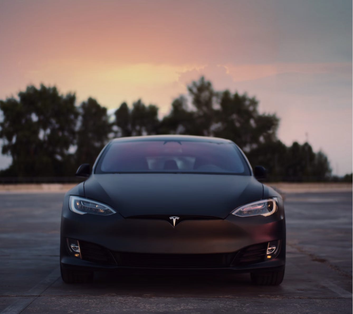 Tesla Q1 Deliveries Come In Under The Wire