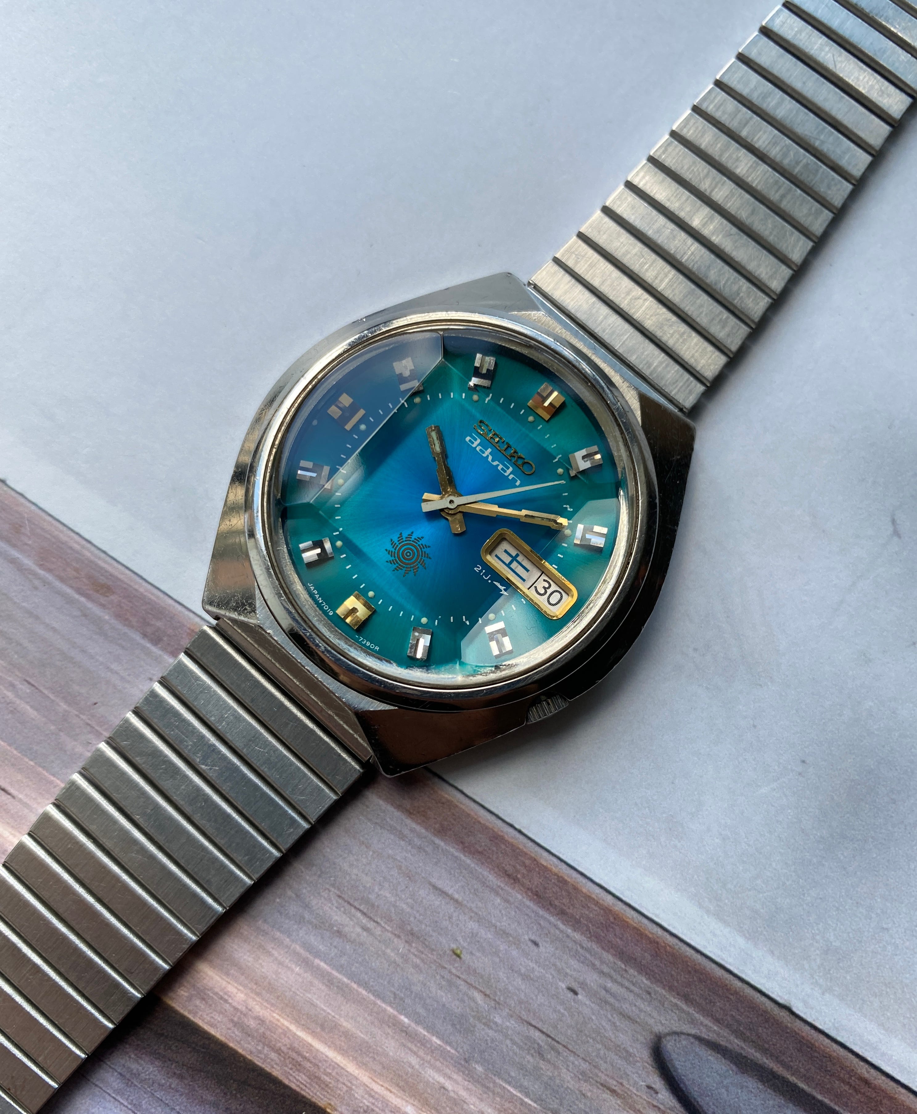 Seiko advan 7019 on sale