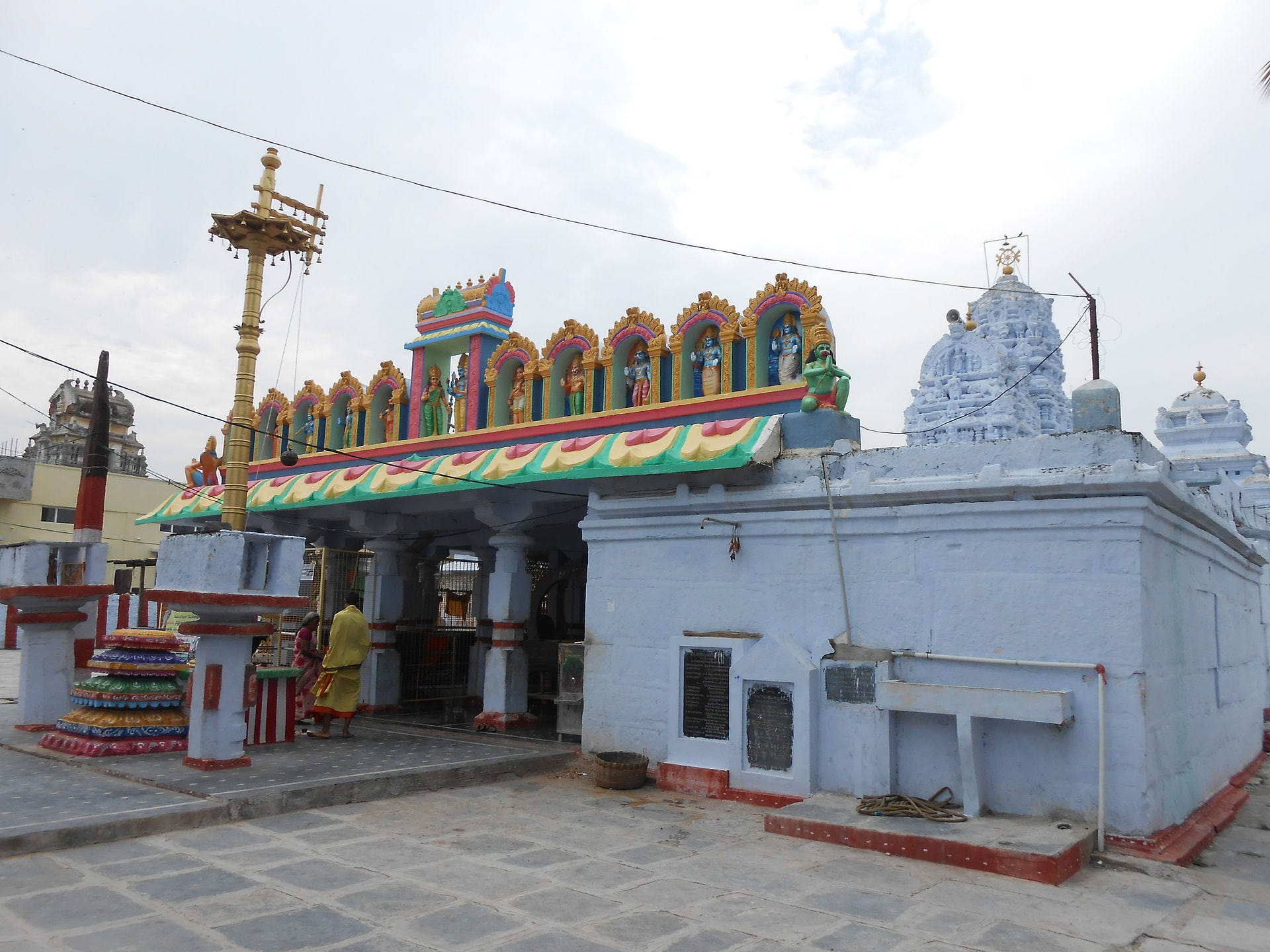 Macherla Chennakesava Swamy Temple by Ratnakar Sadasyula