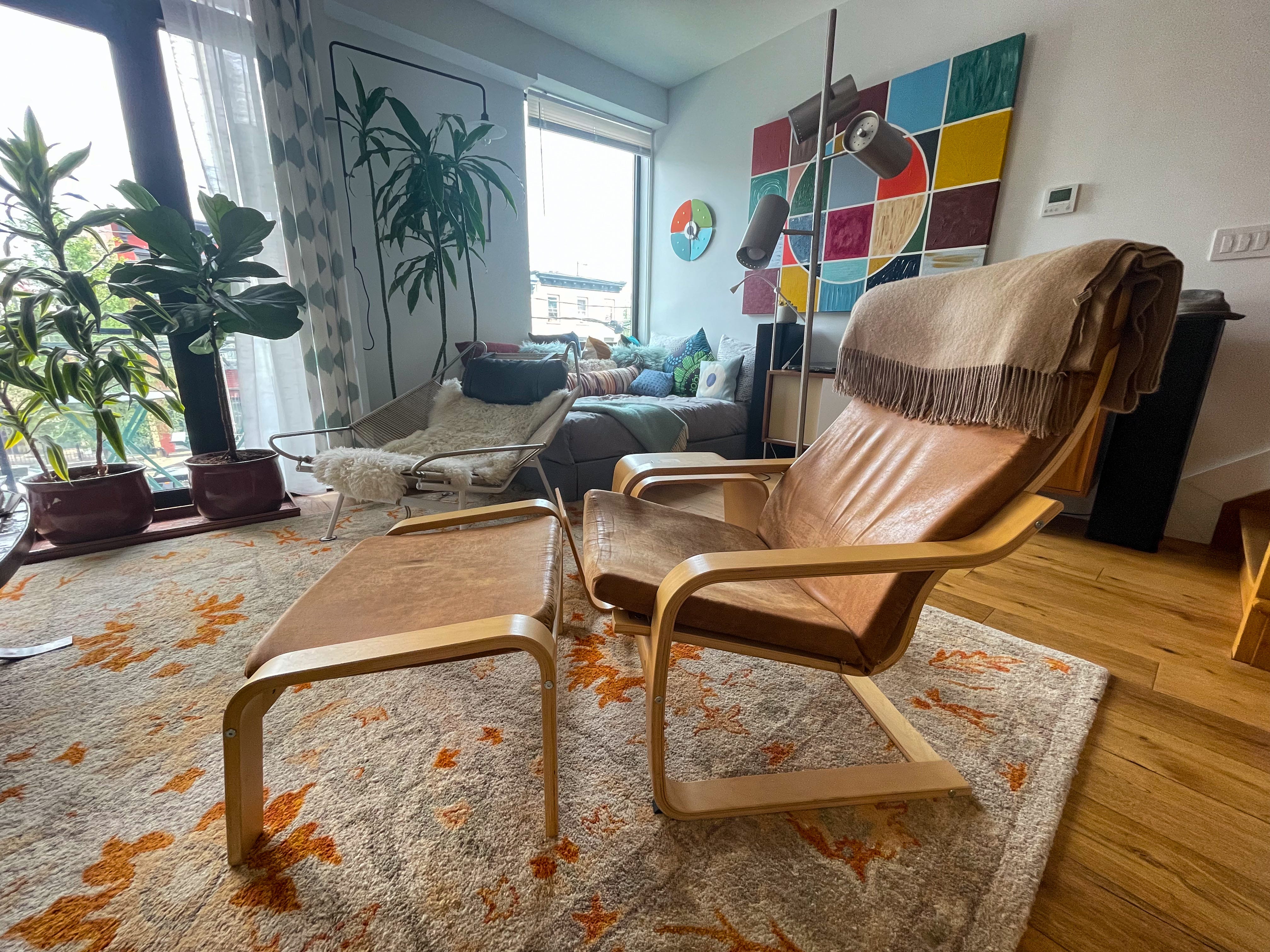 Poang chair too 2025 low