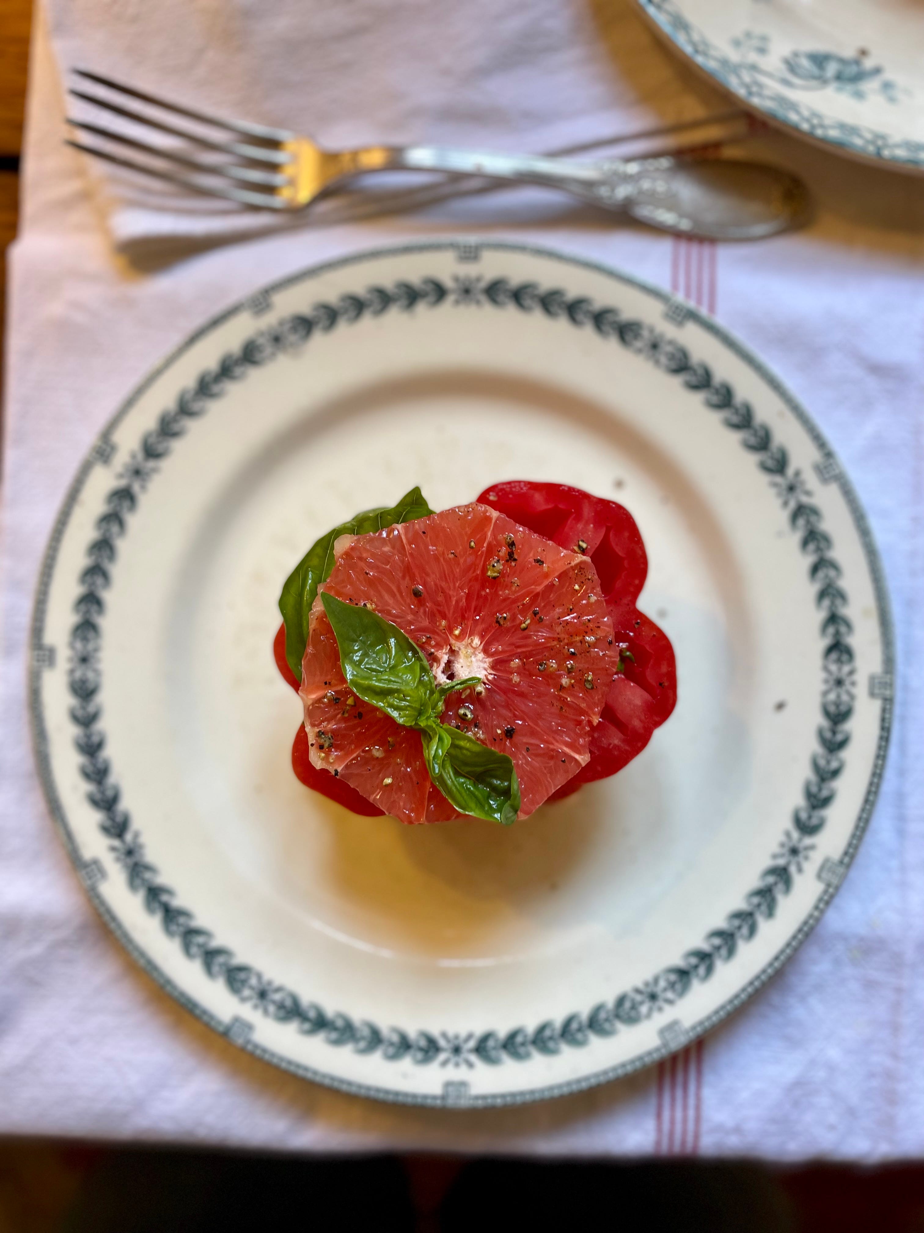 Naked grapefruit, the pith is in the copy. The zen of pamplemousse and