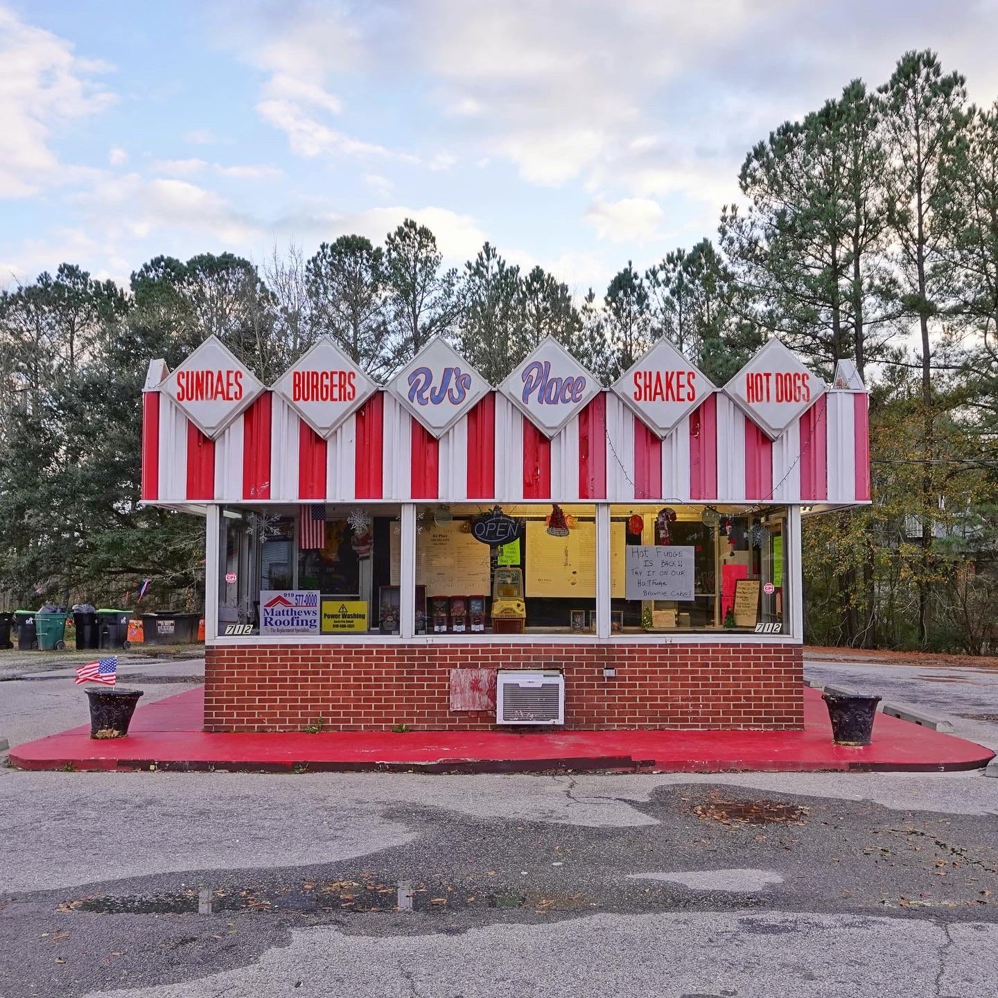 TasteeFreez a bittersweet farewell to a classic location; a