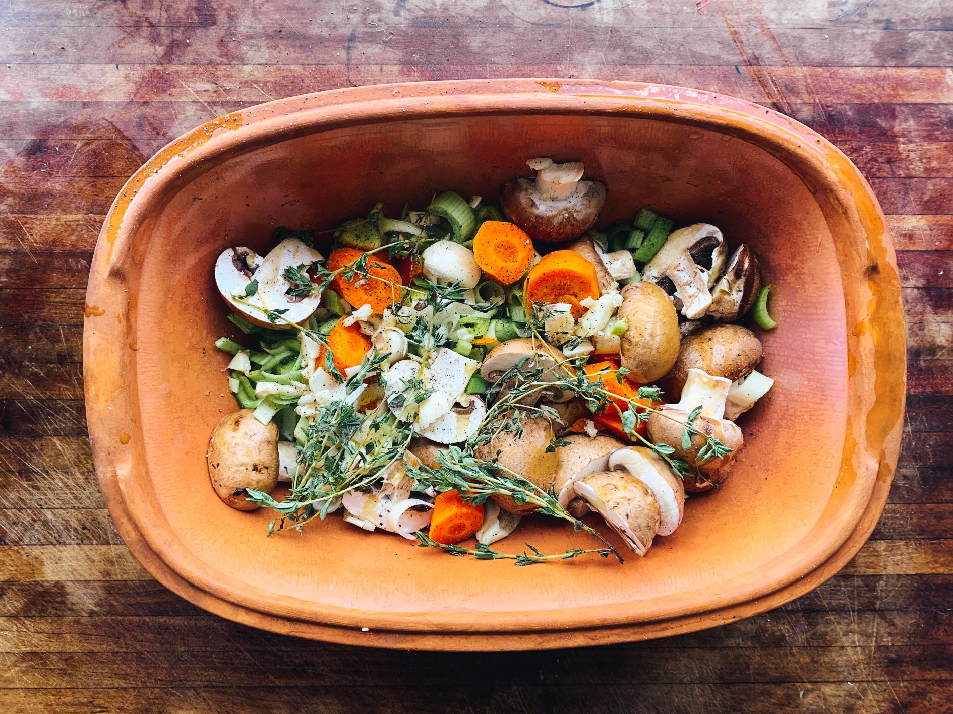 Tender claybaked chicken & potatoes boulangere