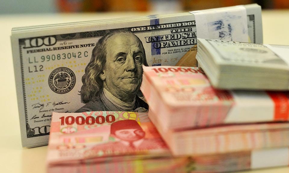 Ekonomi, Predator Puncak Bahasa - by Freddy Nababan