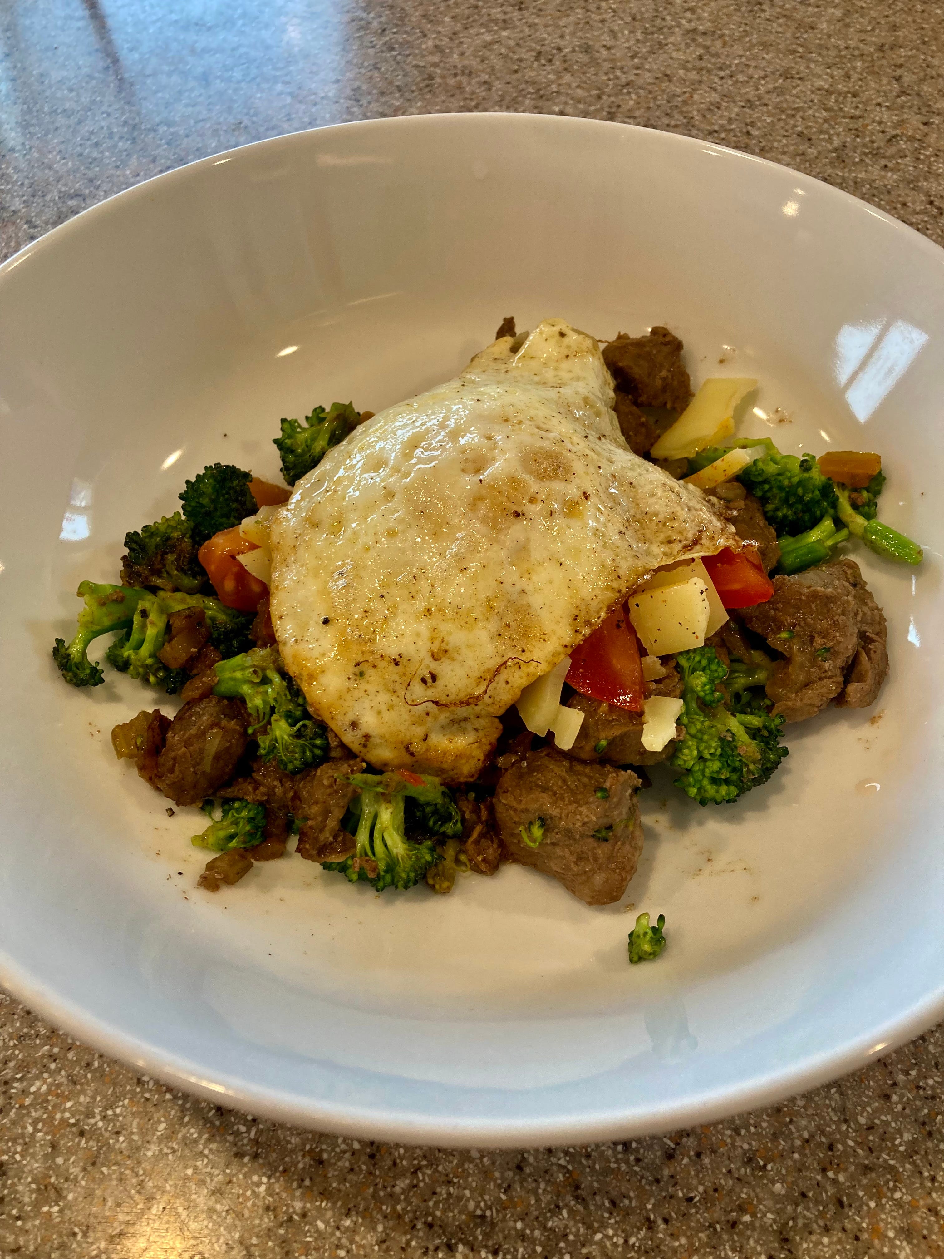 Thai Chili Steak Breakfast Bowl The Hotshot Wake Up