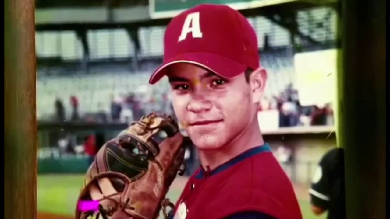 Jose altuve youth glove best sale