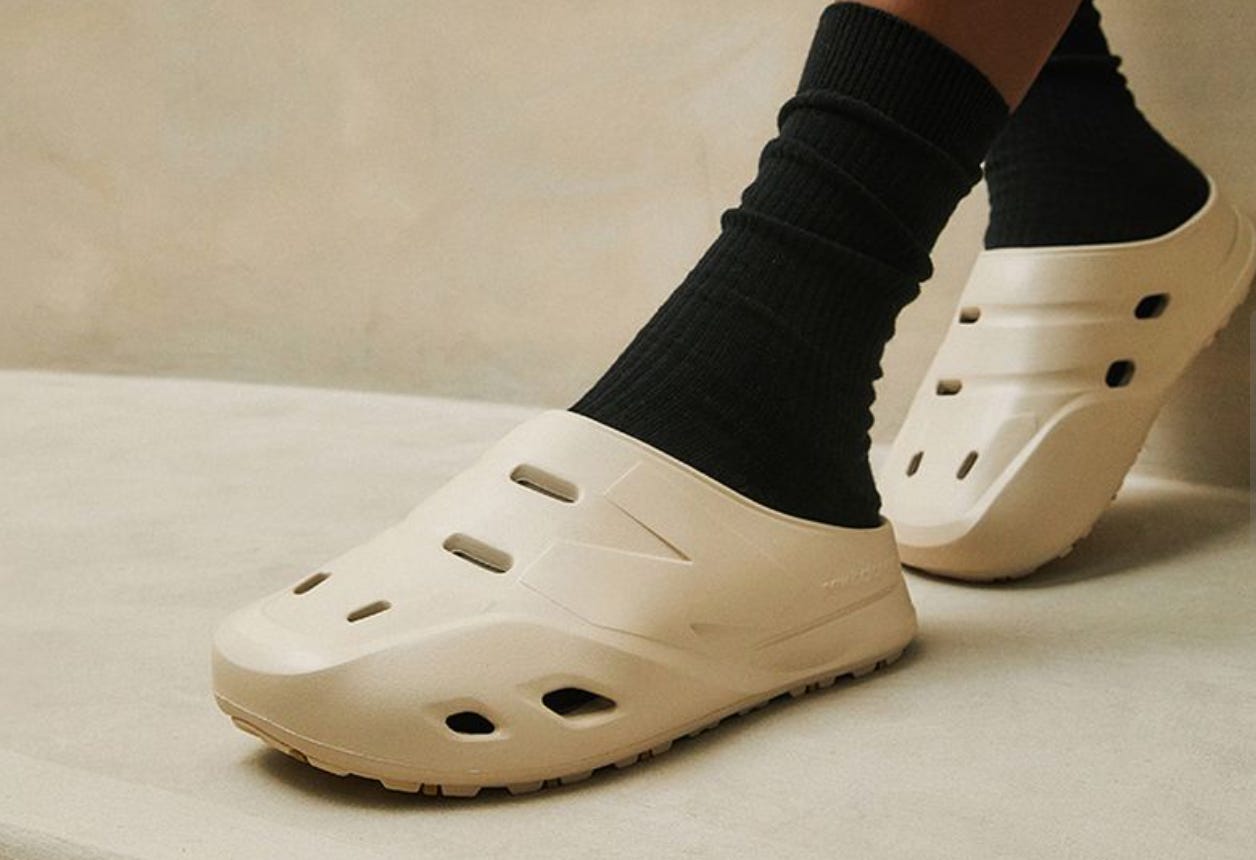 New balance fun online guy slides