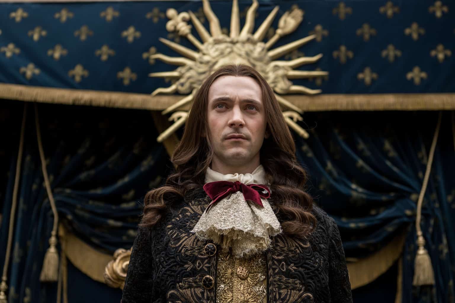 When is season 3 of versailles coming to netflix outlet