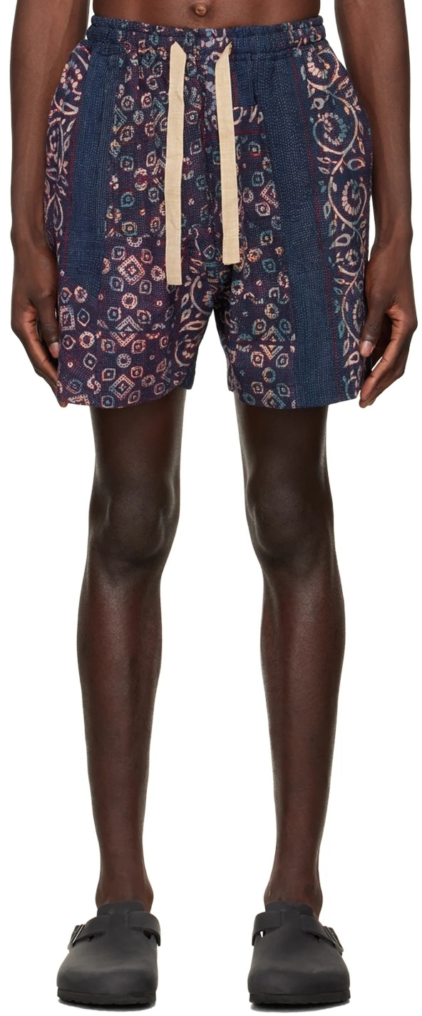Shorts with wide leg openings shop