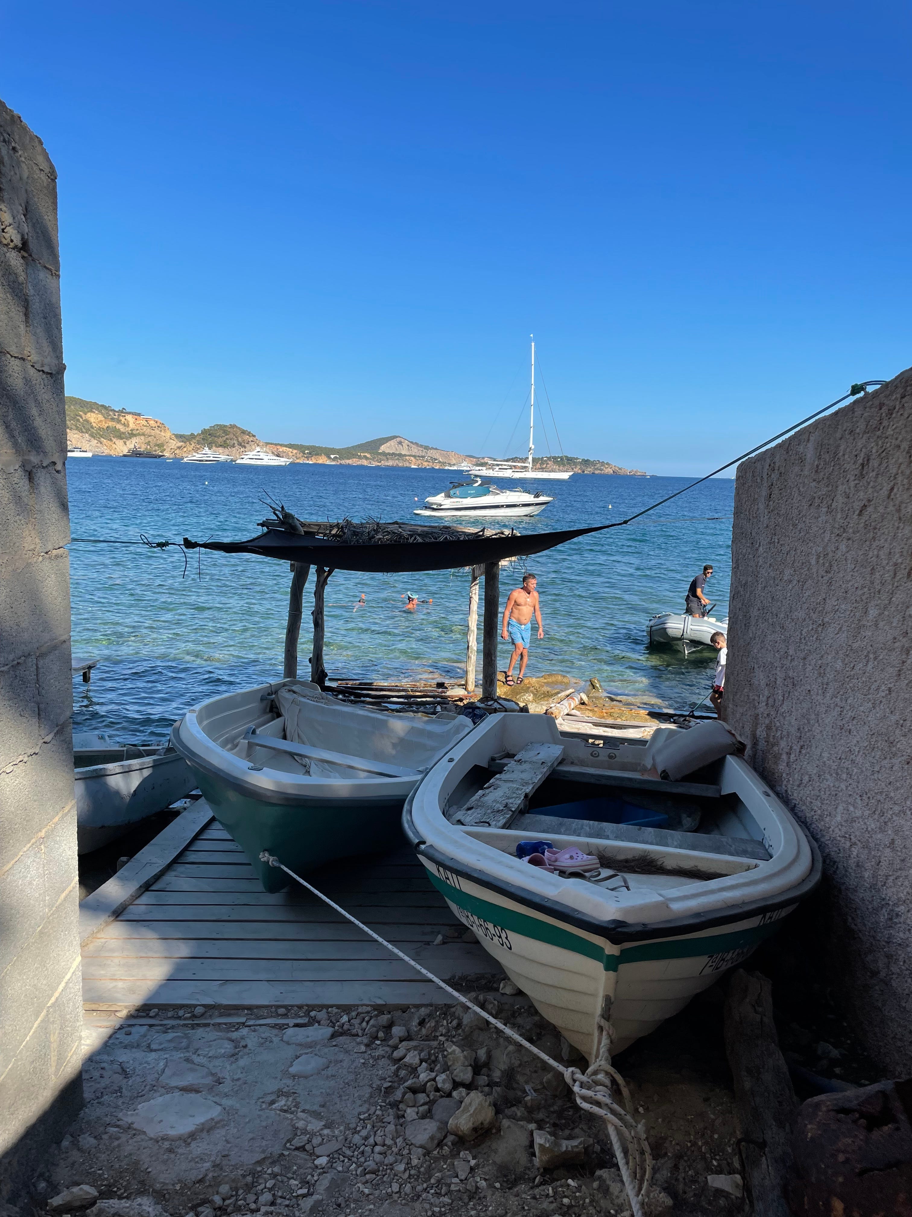 082322 Anchors set down, anchors aweigh