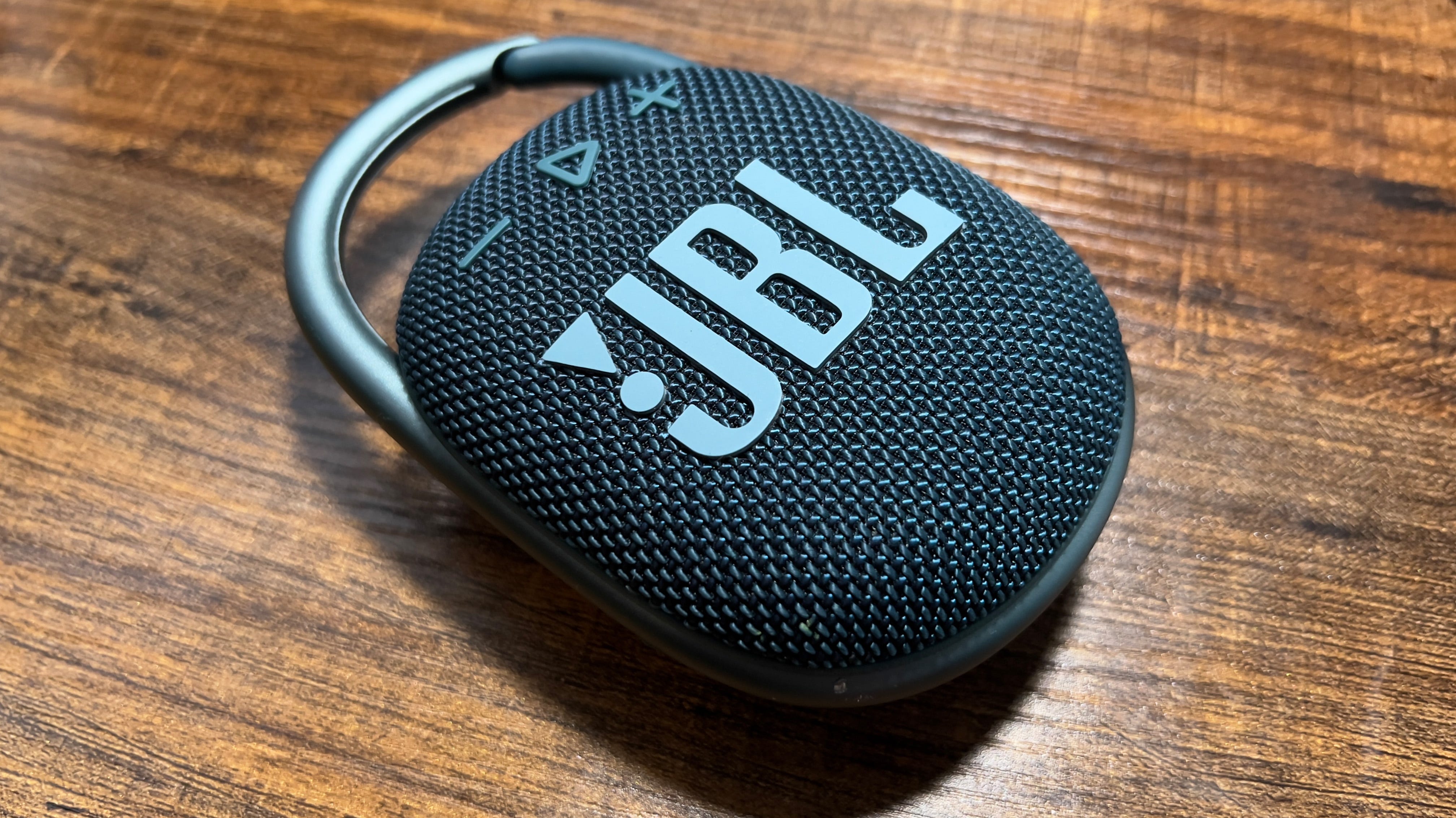 Best bluetooth speaker with clip top
