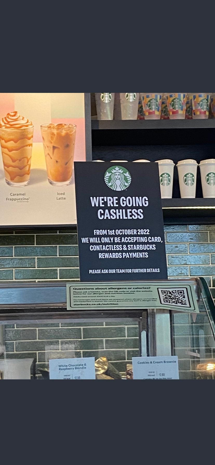 Starbucks Announces Cashless Stores