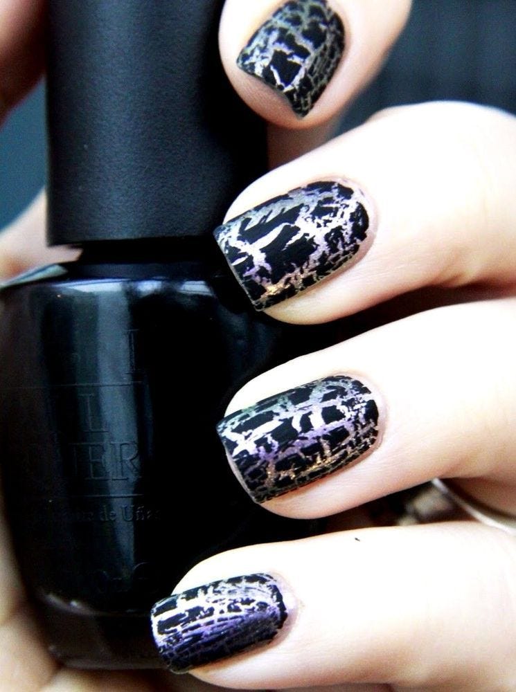 Cracked top nails polish