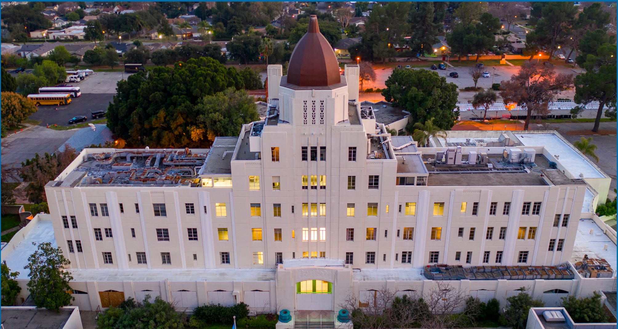 Exploring St. Luke Hospital, abandoned art deco jewel of Northeast Pasadena