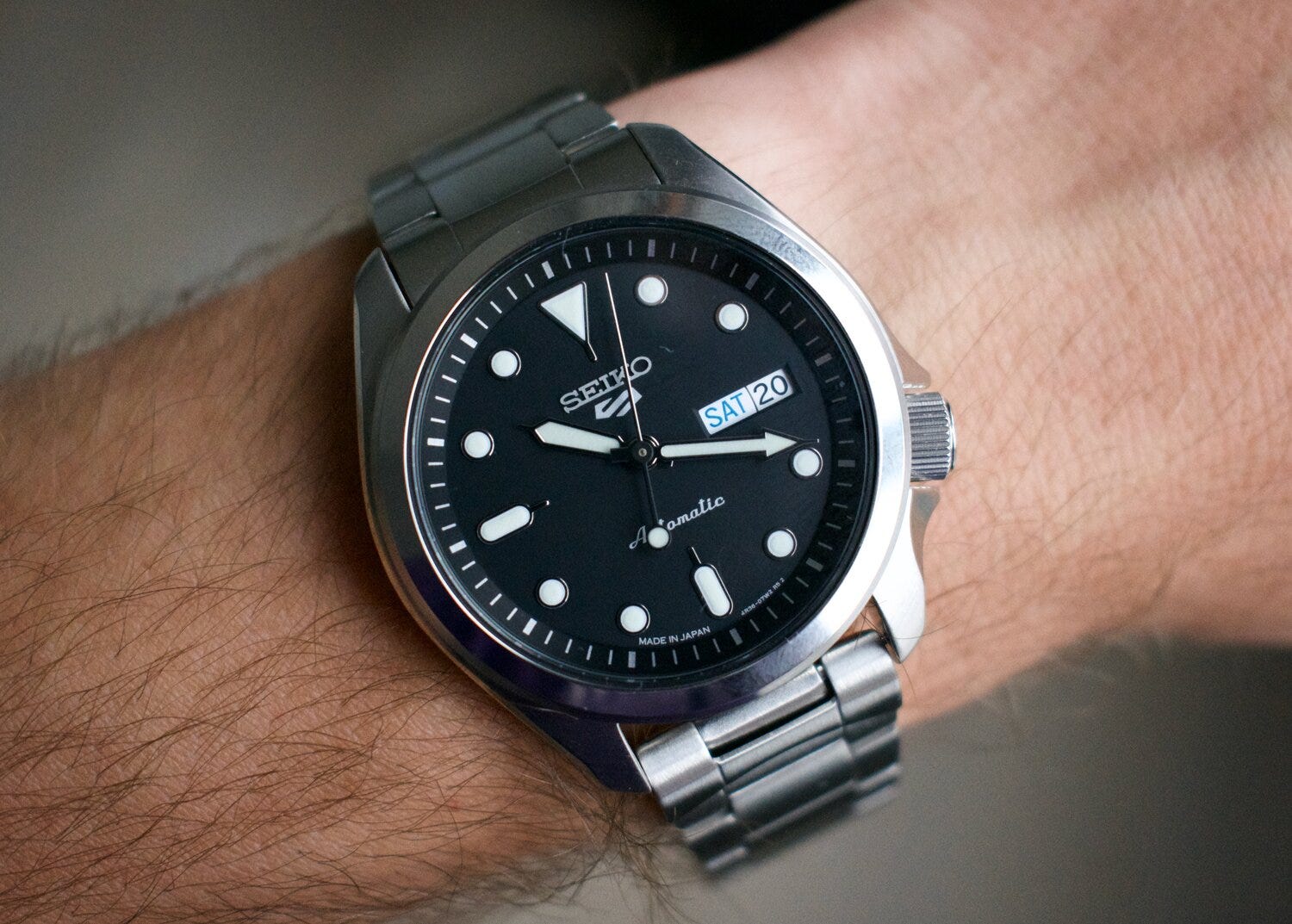 Seiko 5 discount black bay
