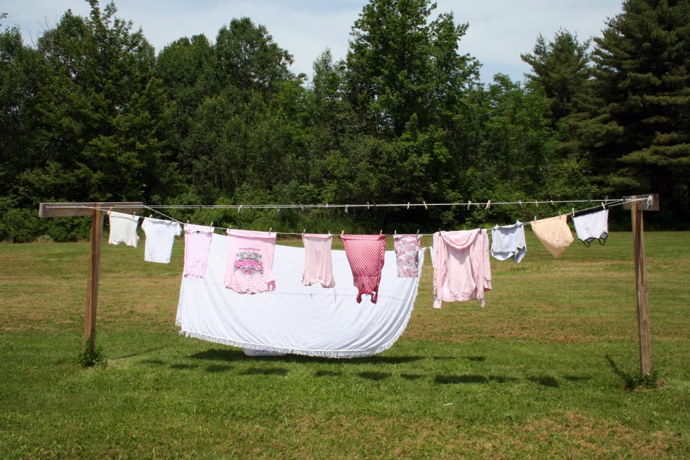 Clothes line 2025 outside