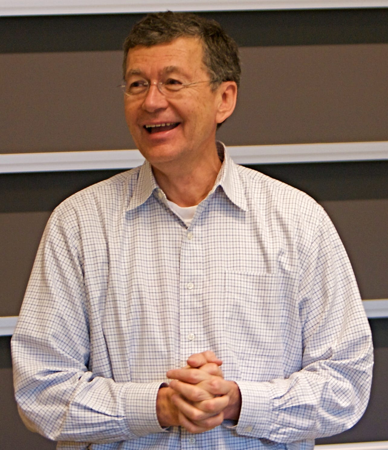 Volts podcast the immense promise of a federal green bank, with Reed Hundt