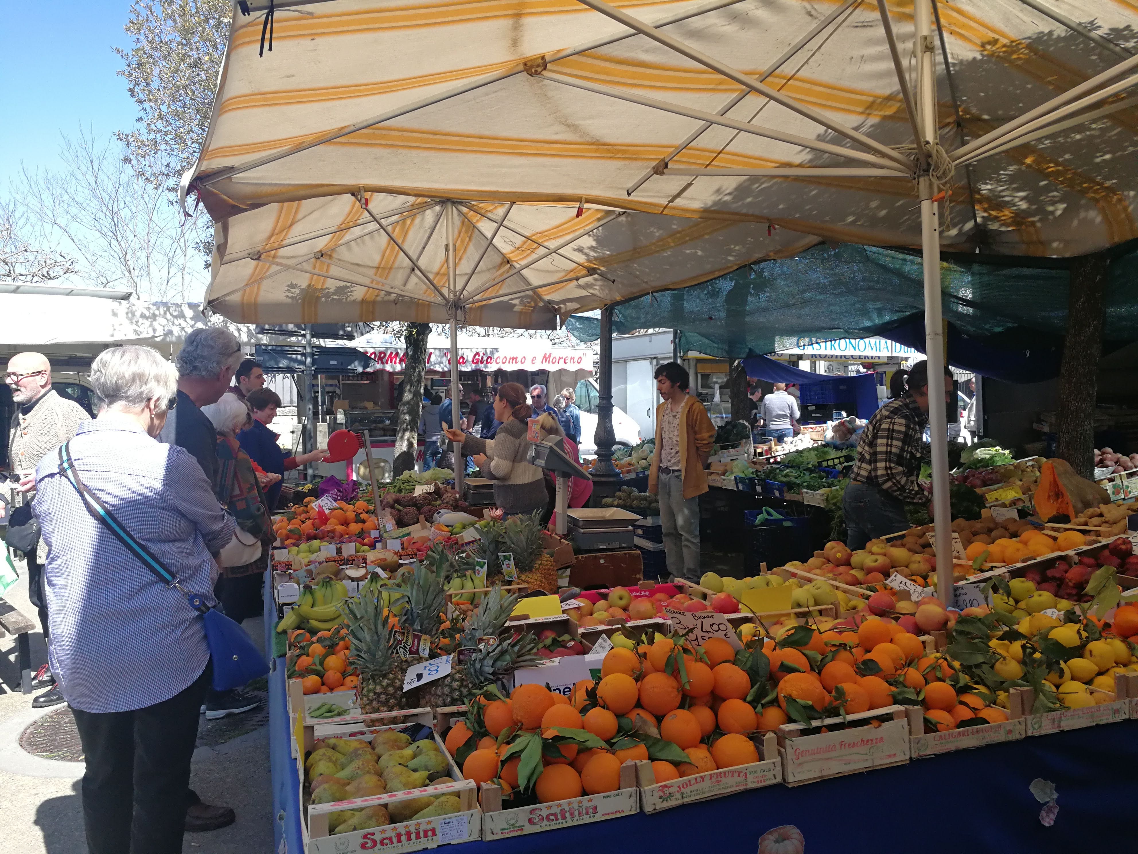 Anello market market store