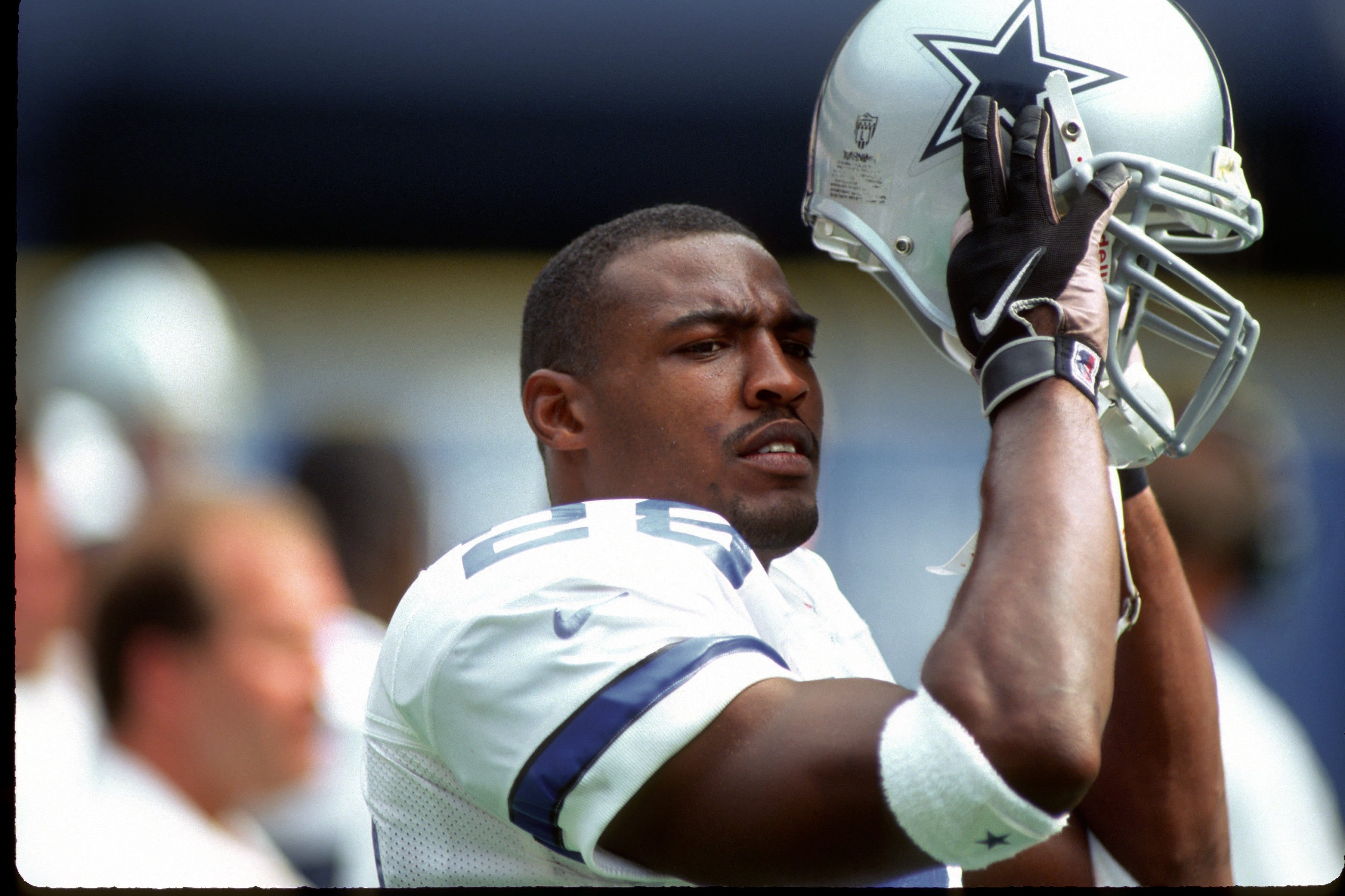 Q&A Darren Woodson opens up on avoiding gangs, his wild Cowboys days