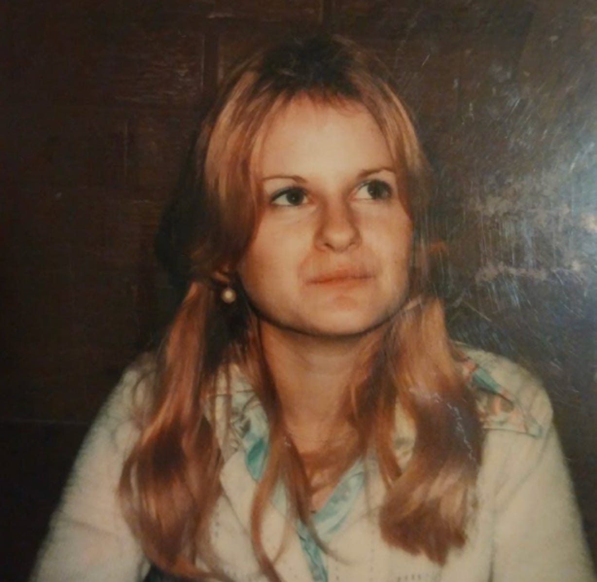 The Girl in the Pole Yard by Melissa Jeltsen