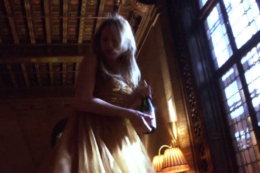 Serena van der woodsen store wedding