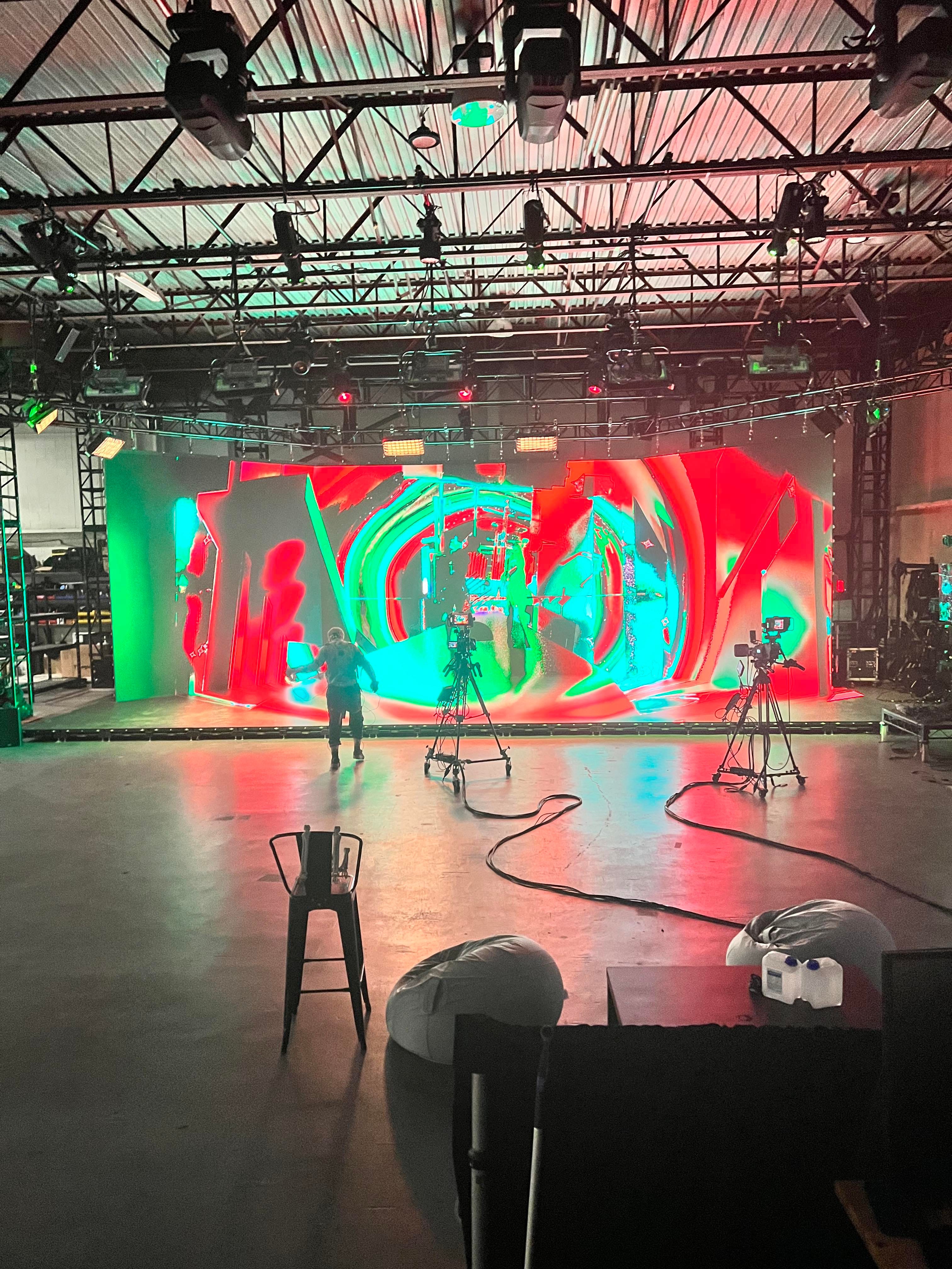 #002 - Team Rolfes: 3D Art, Digital Communities, and Platform Capitalism