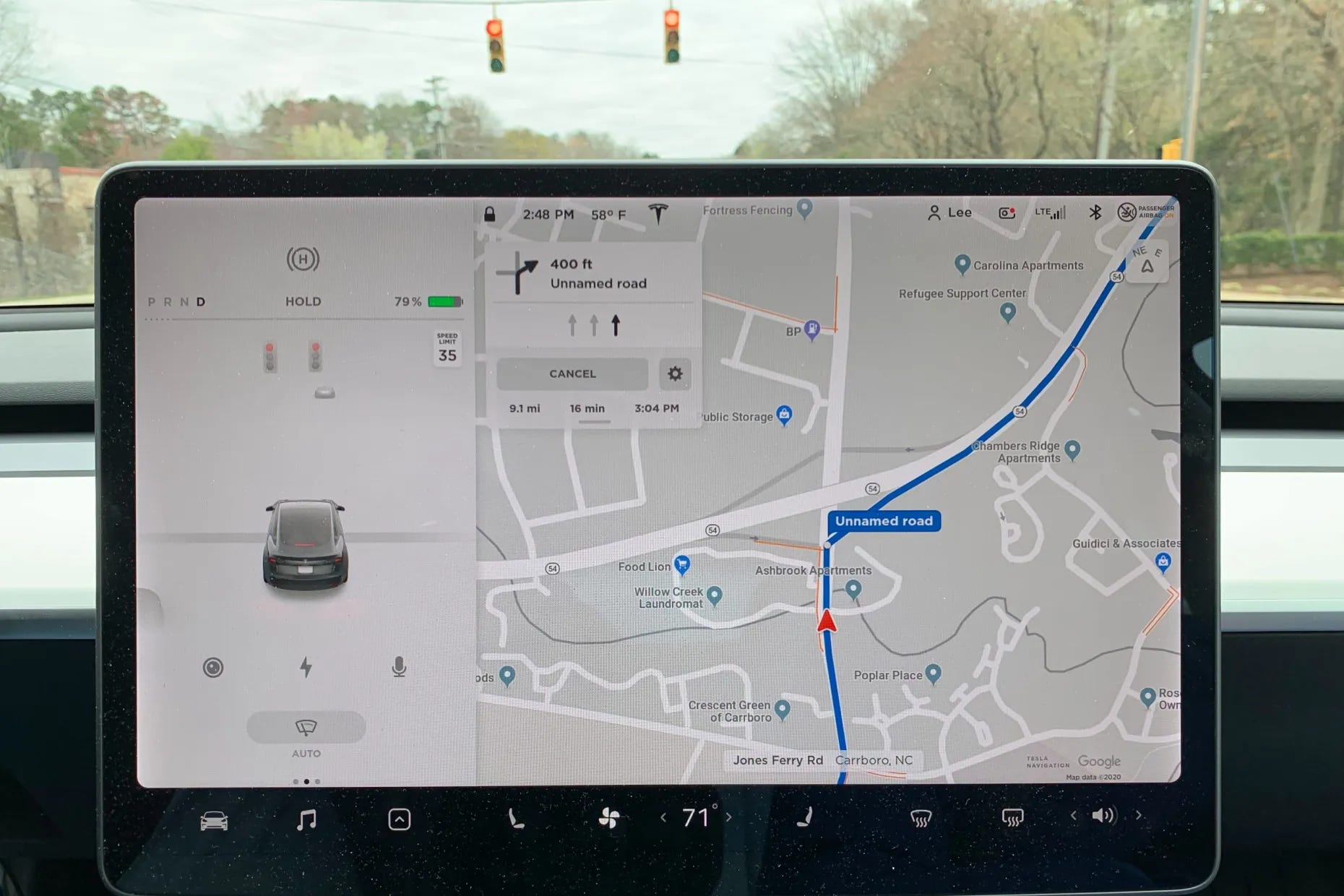 Tesla model shop 3 screen features