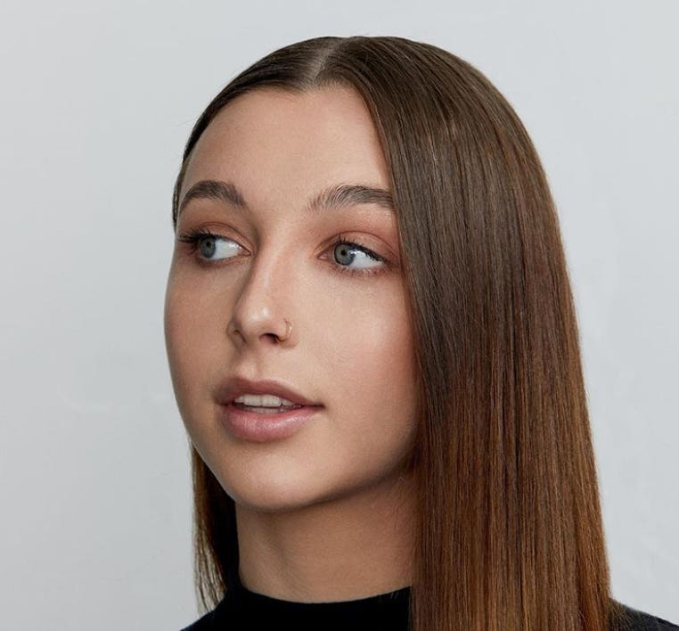 Emma chamberlain top nose ring
