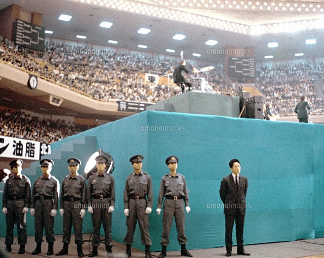 When the Beatles did Japan (5) - by Gianni Simone When the Beatles did Japan (5) - by Gianni Simone