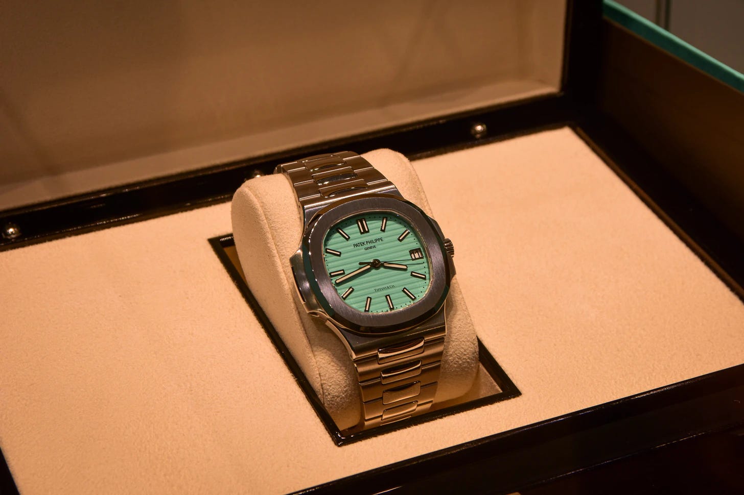 Patek philippe nautilus amazon sales