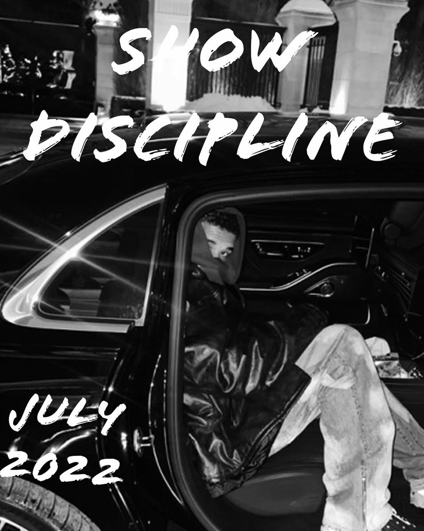 COVER STORY/DRAKE Show Discipline Magazine