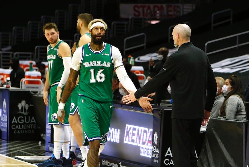 Pacers sign veteran forward James Johnson to bring experience