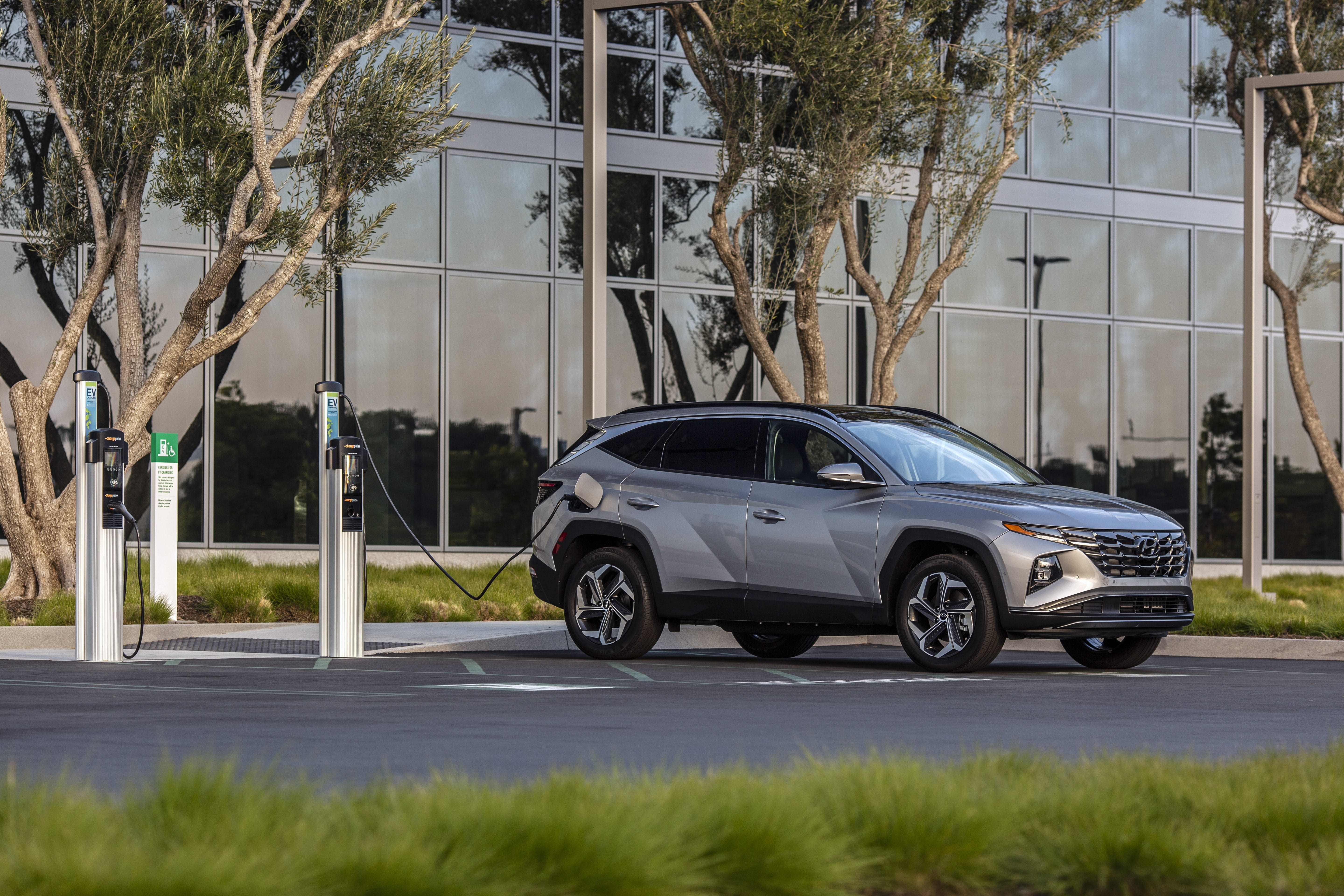 2022 Hyundai Tucson Plug In Hybrid Review 33 electric miles with
