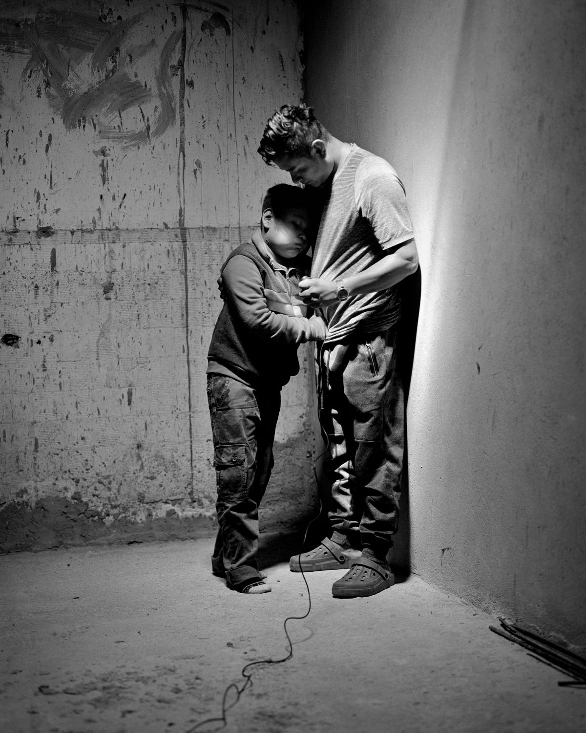 Collaborative Portraits With Migrants Adam Ferguson