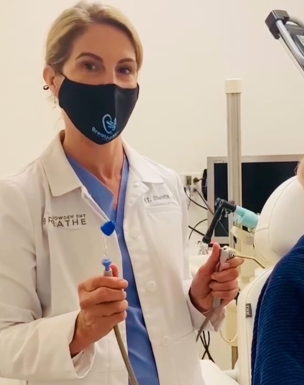 Texas Doctor Resigns from Houston Methodist Hospital Over Vaccine