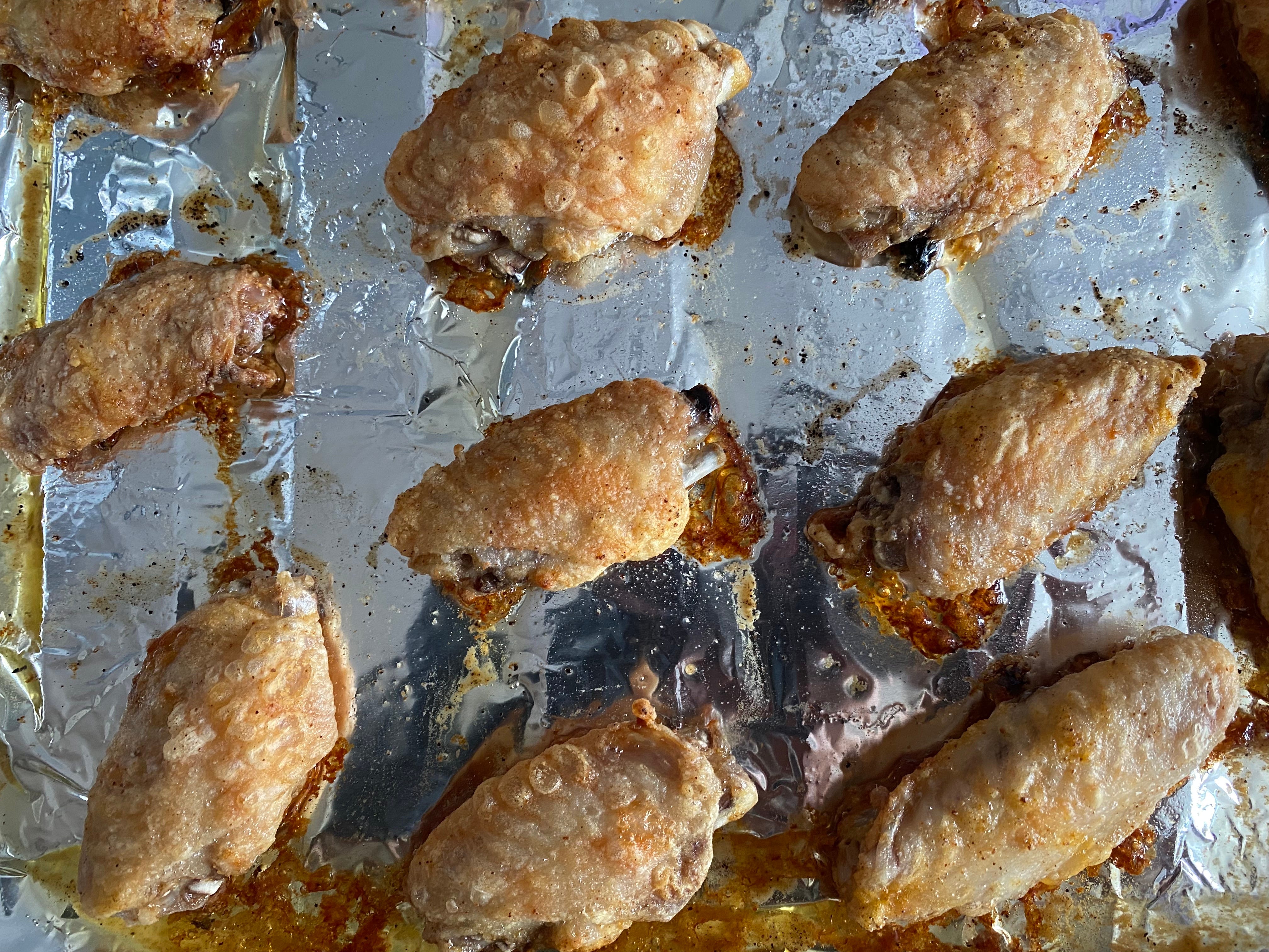 crispyass buffalo wings (without frying) by elliott