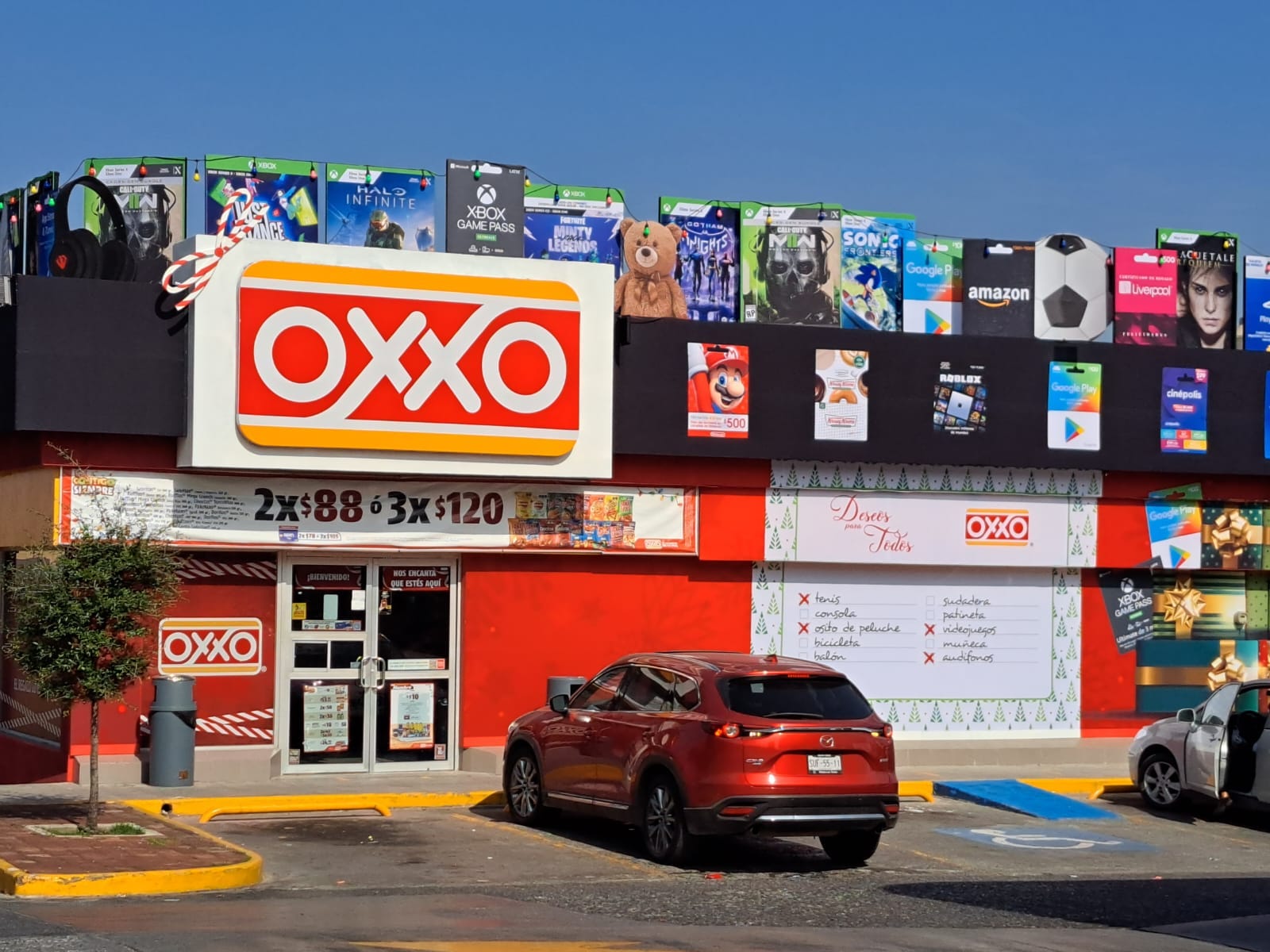 Sucursales de OXXO convertidas en anuncios
