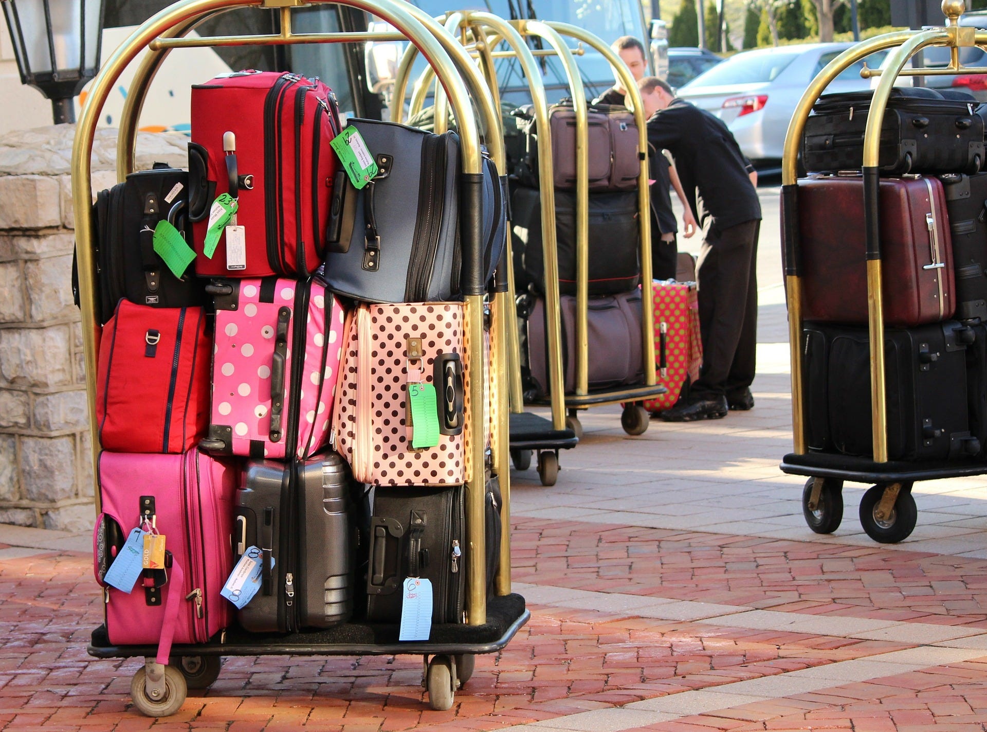 Bellman sling bag shop