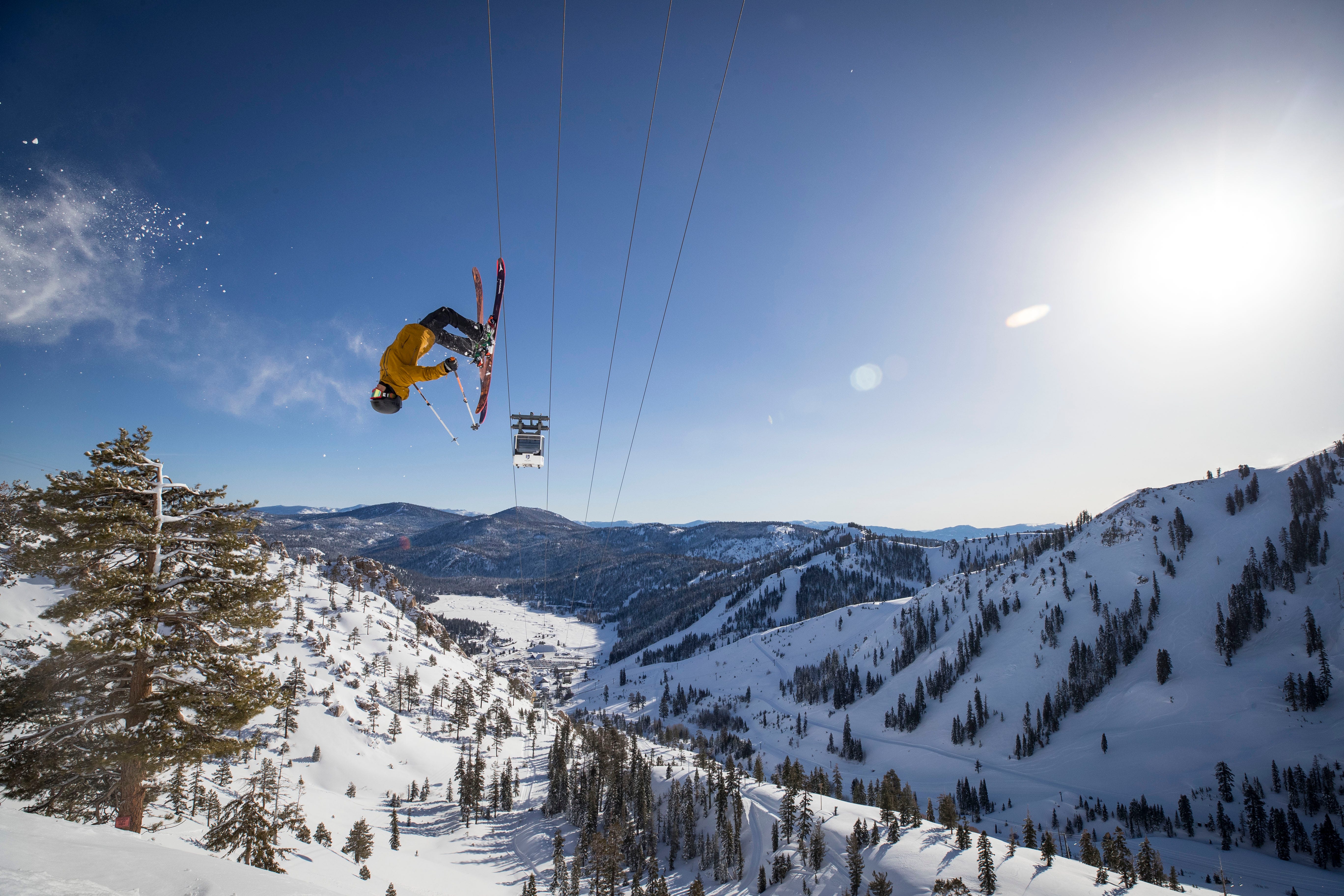 Squaw valley alpine outlet meadows