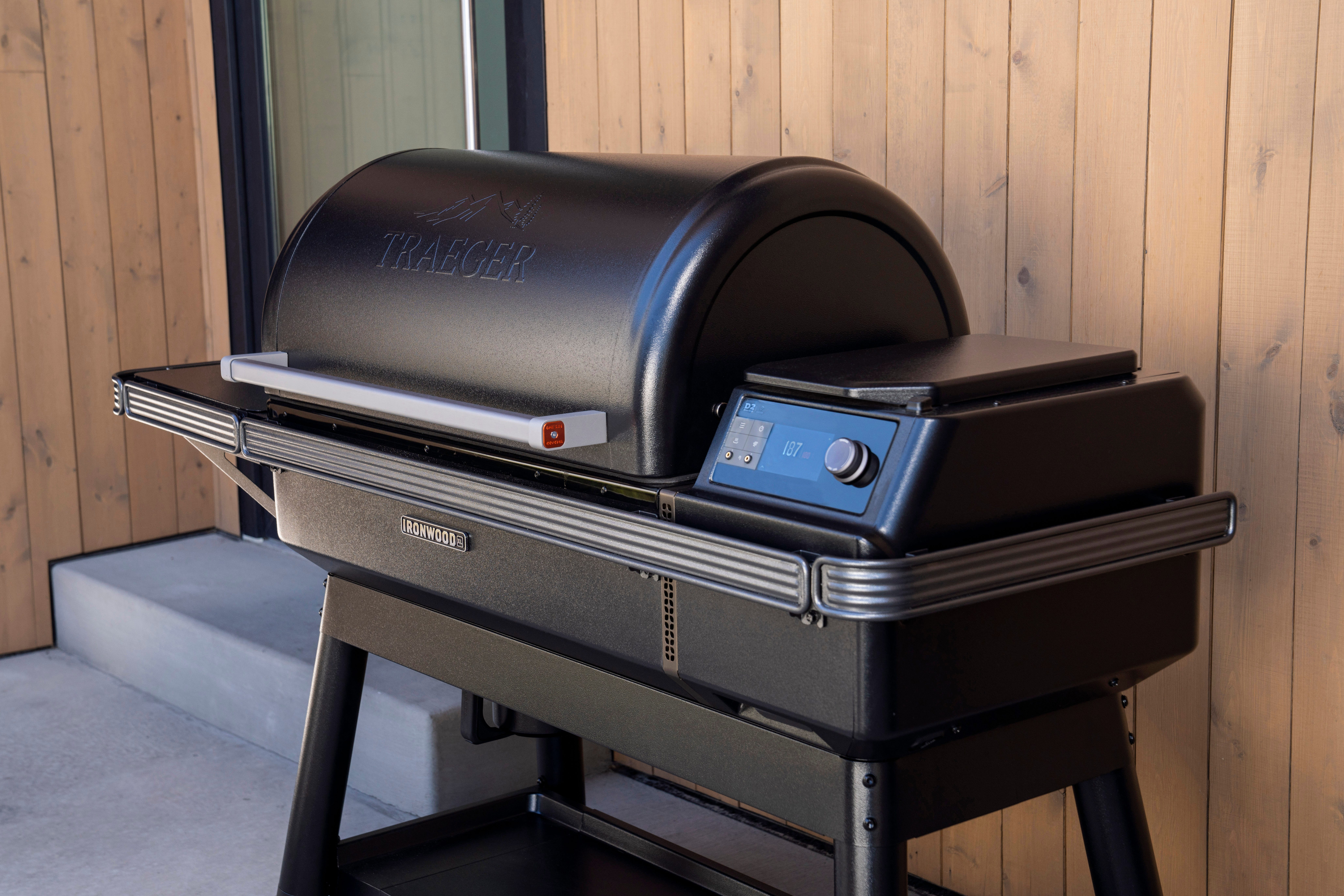 The War Against Traeger Ironwood 650 Review