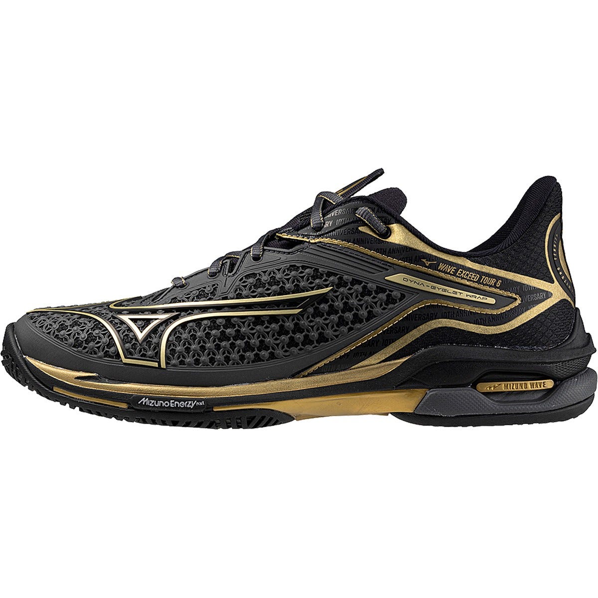 Mizuno lanza una edici n especial del modelo Wave Exceed 6 por su