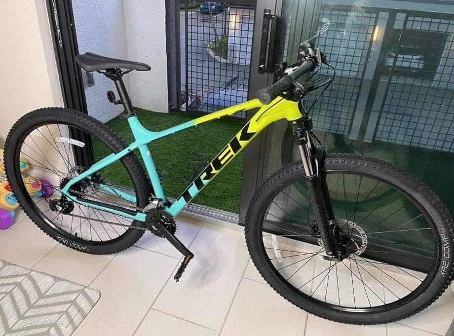 Trek marlin discount 5 amazon